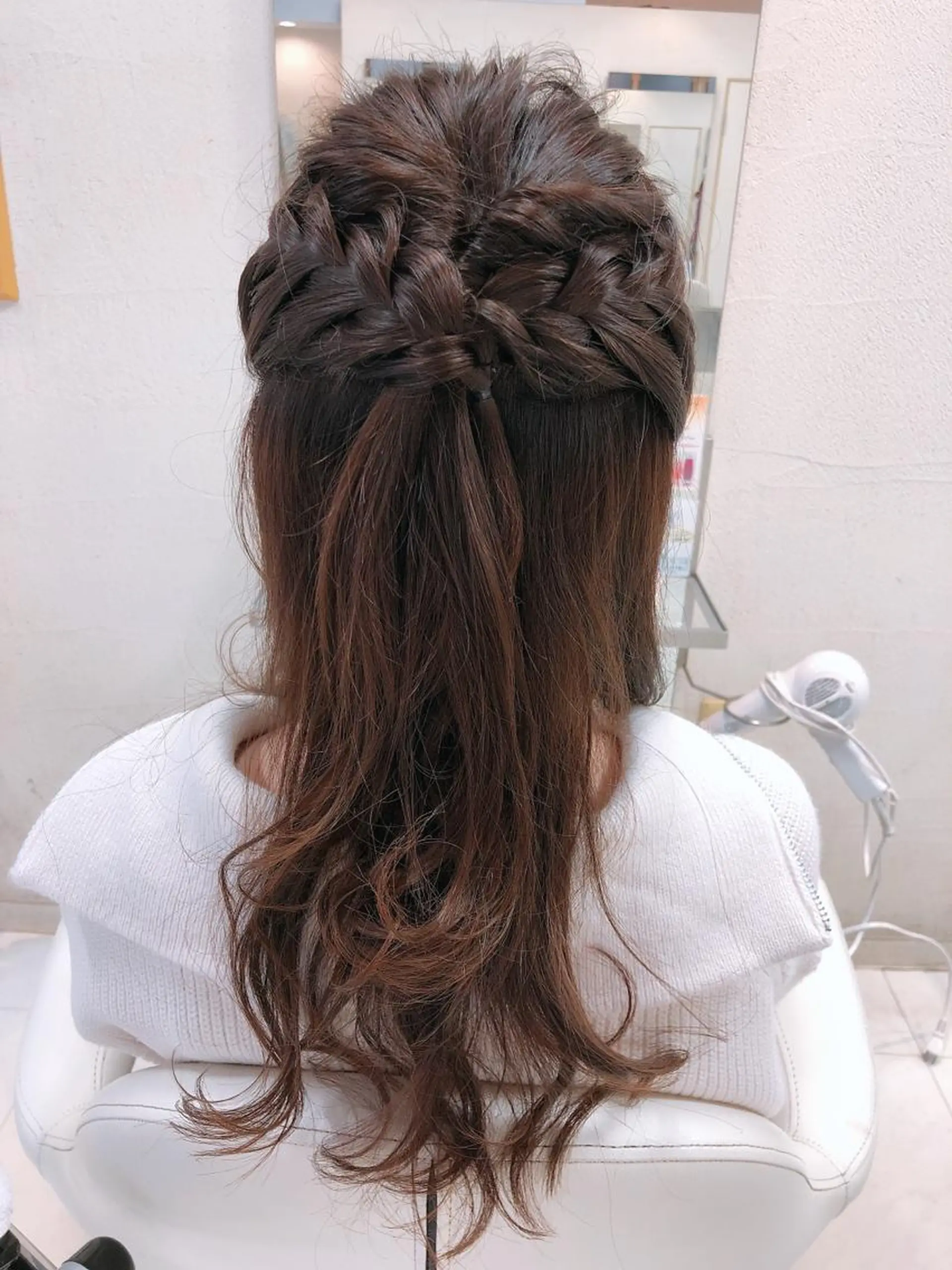 ミディアム 阿部 美咲のヘアスタイル