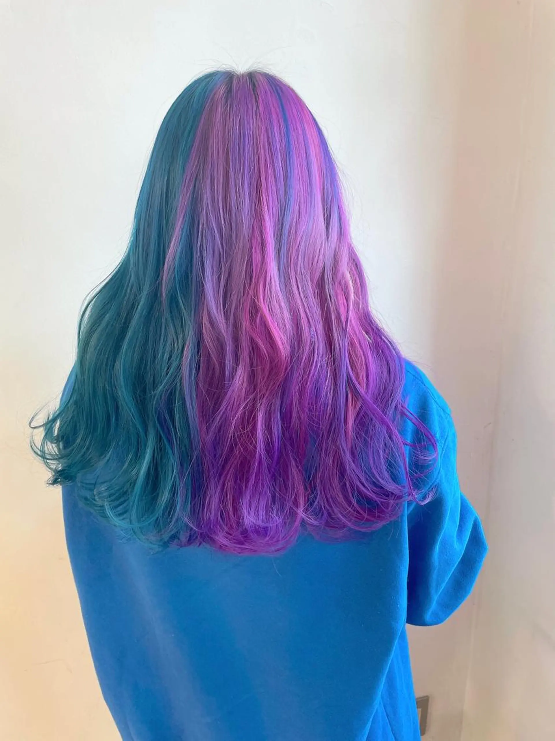 ロング カラー バレイヤージュ ブリーチ ブルーカラー ケアブリーチ ダブルカラー ヘアカラー トリートメント デザインカラー髪質 改善Lilithのその他イメージ