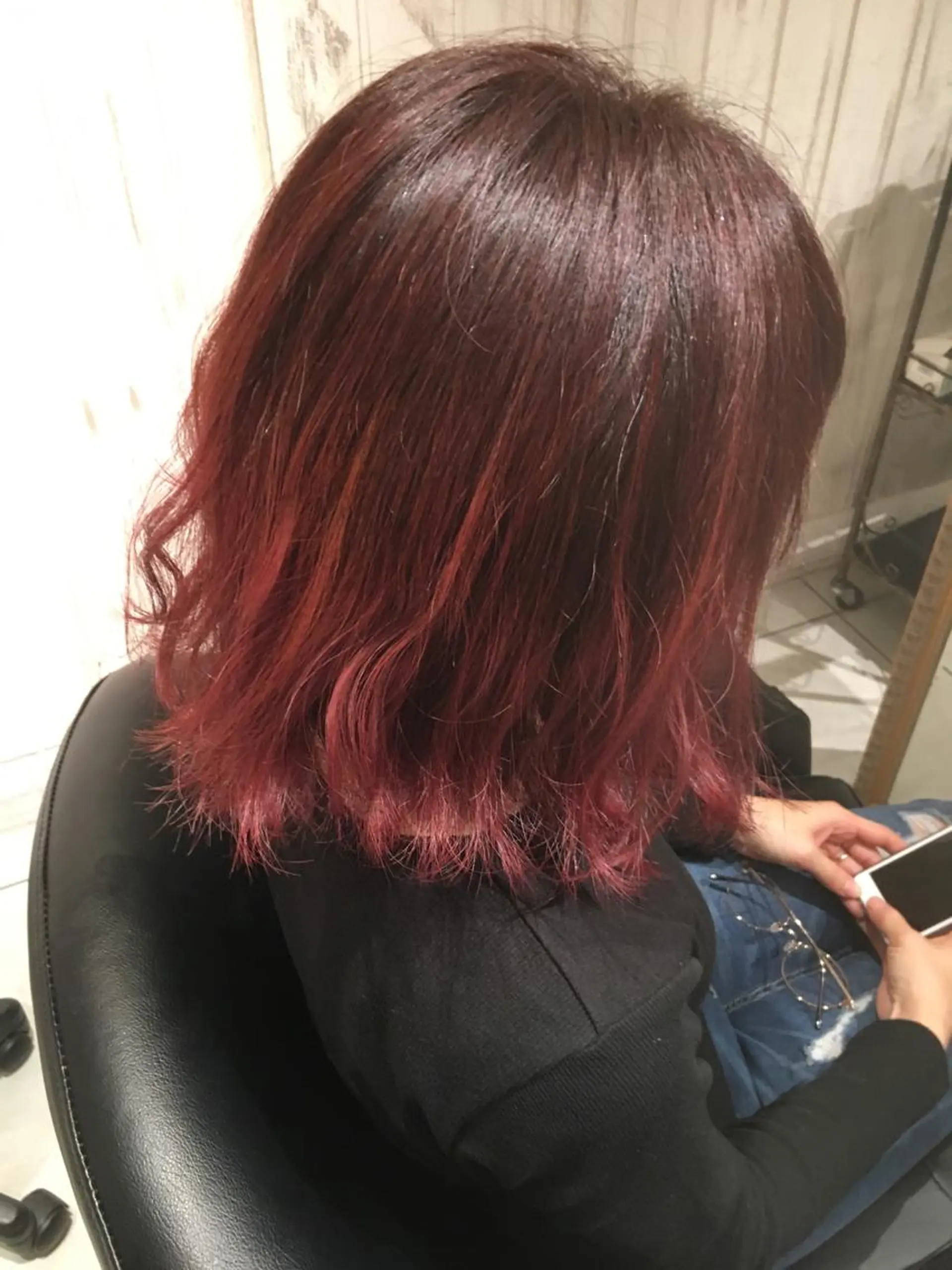 ミディアム カラー バレイヤージュ レッドカラー バイオレットカラー レイヤーカット 永井大樹✨ 透明感カラー✨のヘアスタイル