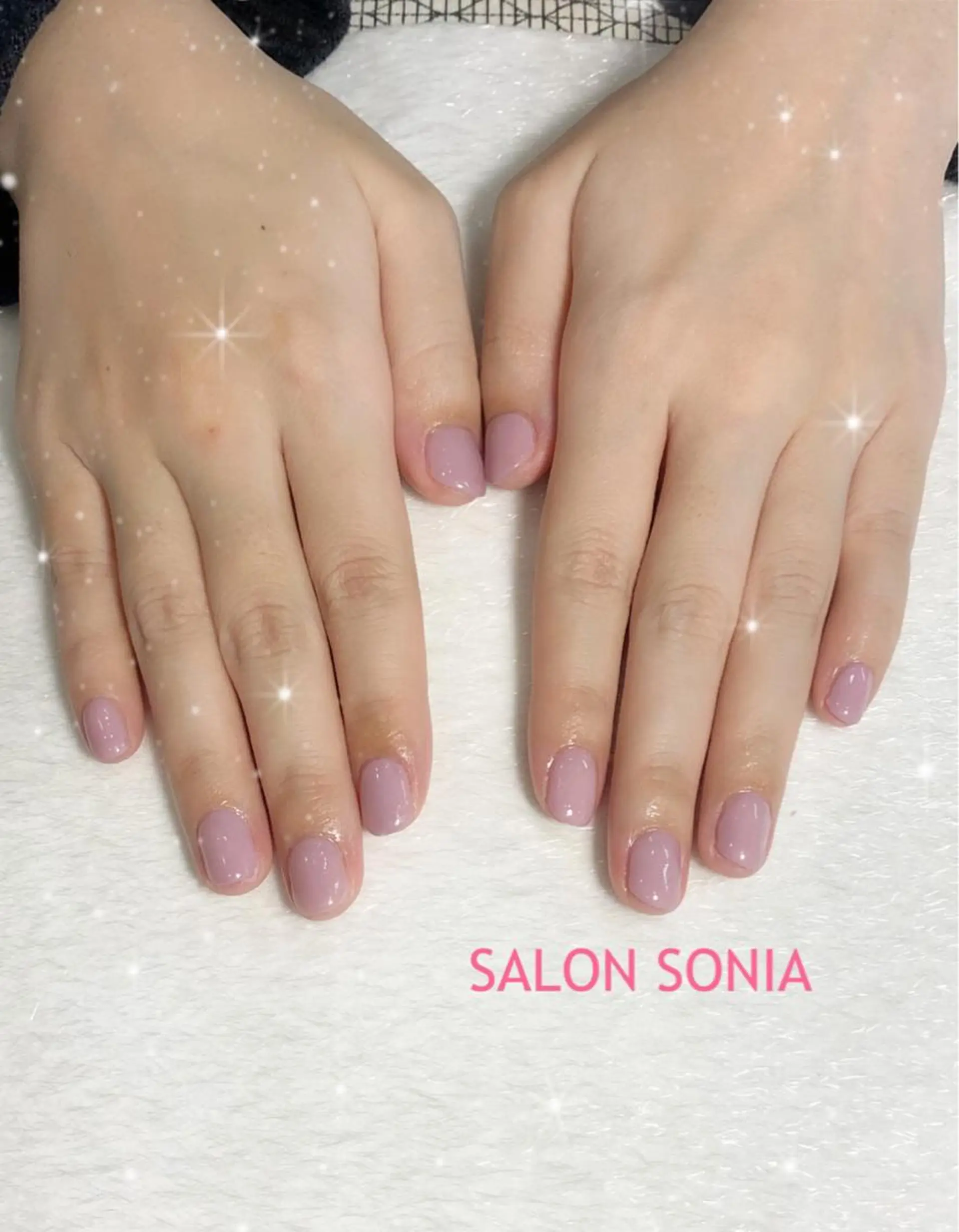 ネイル ハンドネイル 小顔・毛穴・たるみ ネイル　似内真樹のエステ・リラクイメージ