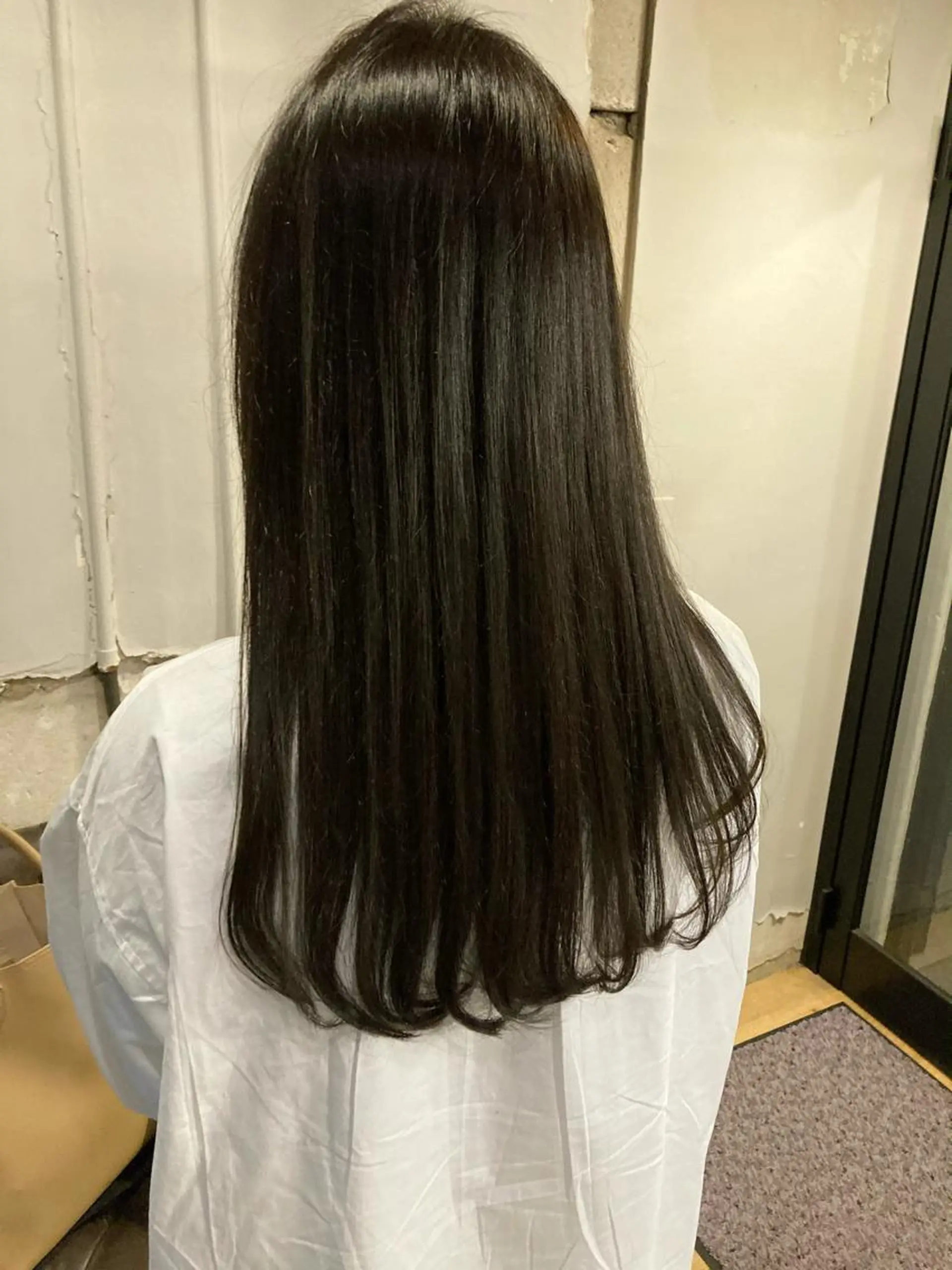 ロング ✨色持ちの良い艶 カラー✨蟹江真世のヘアスタイル