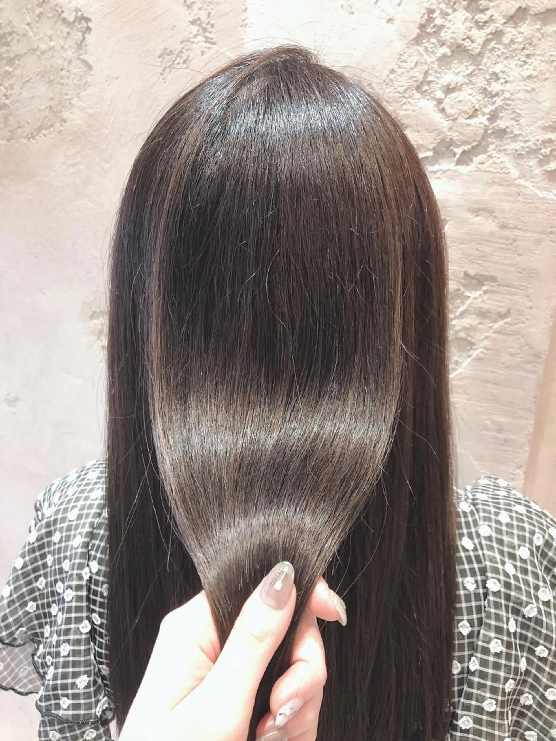 ミディアム カット ヘアカラー トリートメント 代表山口ひな 髪質改善のプロのヘアスタイル