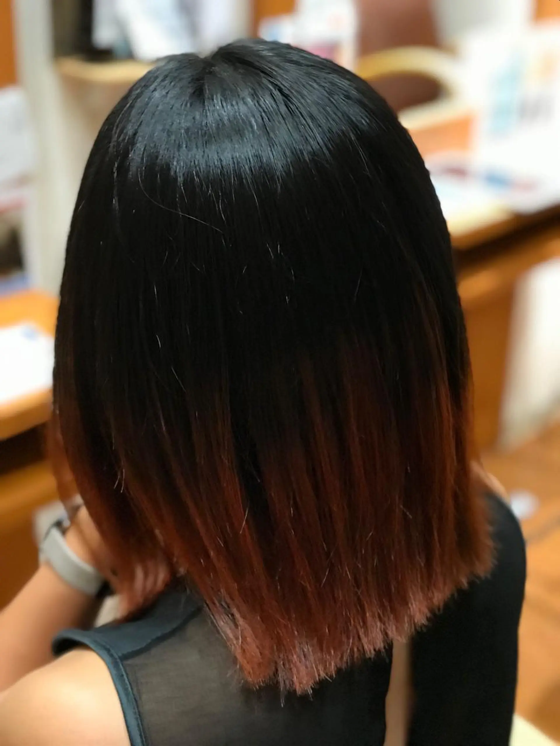 ミディアム 切りっぱなしボブ ボブ ヘアカラー トリートメント 代表　清水稔也 オージュアソムリエのヘアスタイル