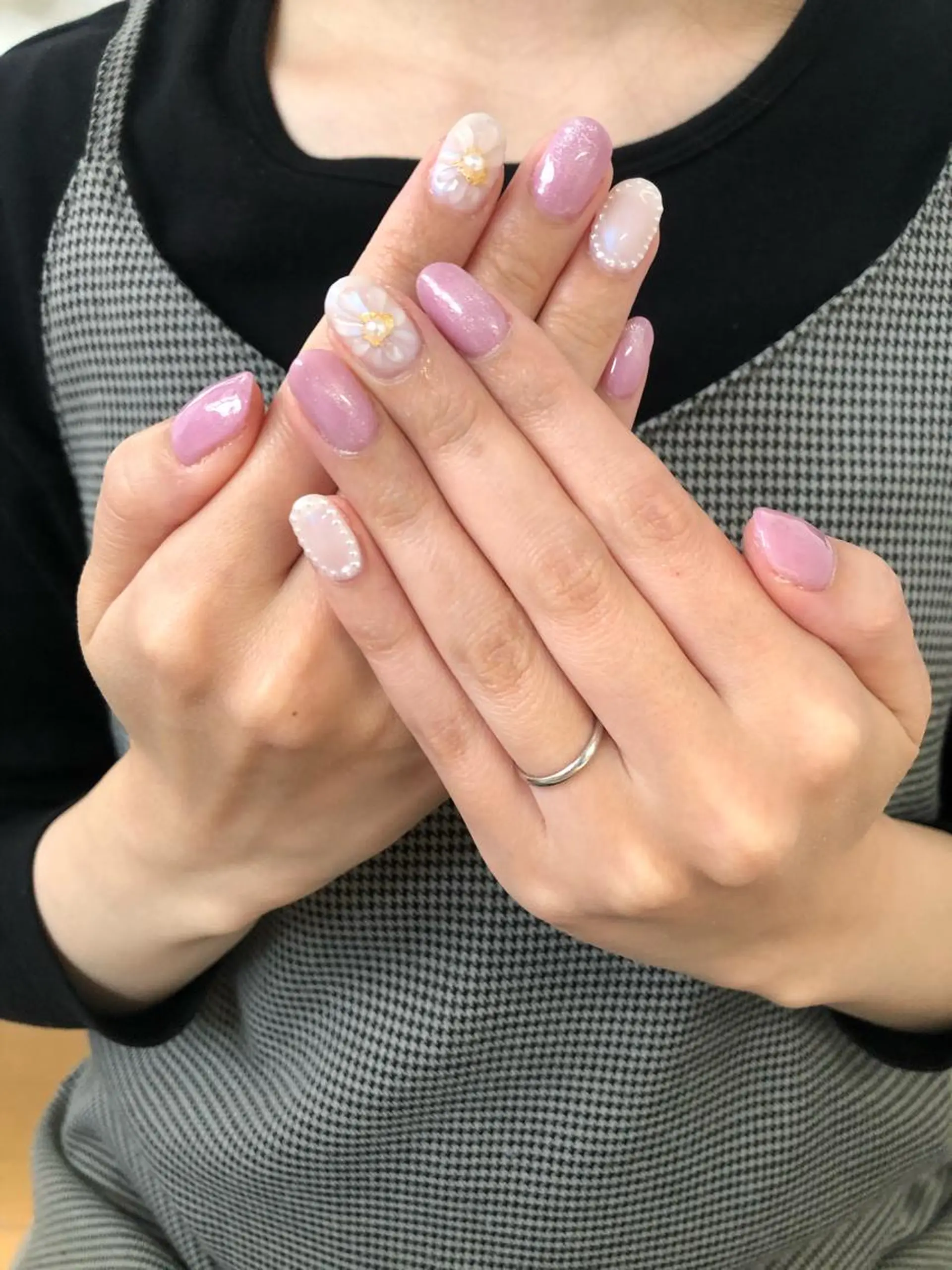 ネイル ハンドネイル プライベートサロン loveyのネイルデザイン