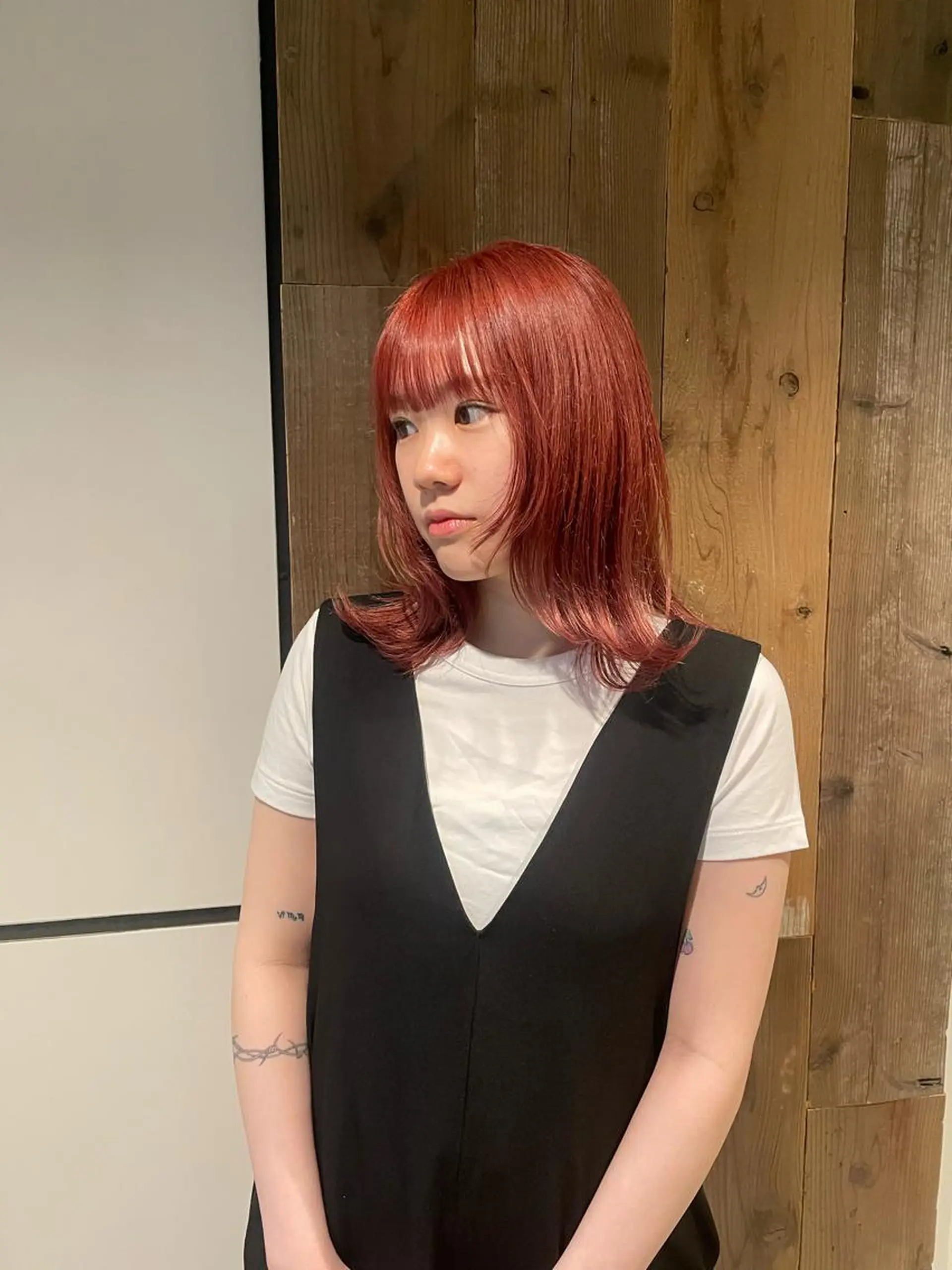 セミロング カラー ブリーチ ダブルカラー ヘアカラー 渋谷 留菜のヘアスタイル