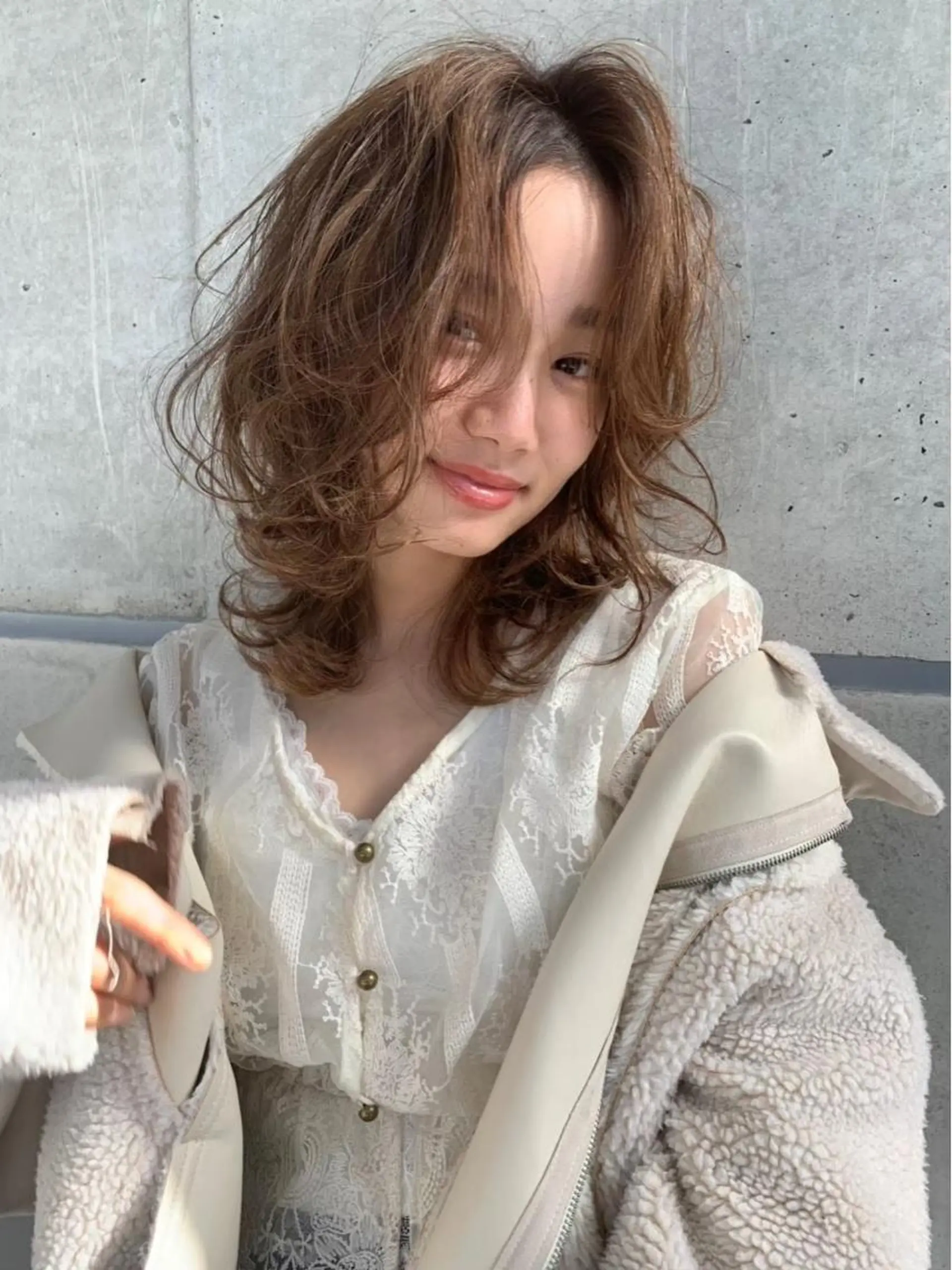 ミディアム カラー パーマ ヘアアレンジ キッズ ネイル マツエク・マツパ 韓国/トレンド レイヤー【101】のヘアスタイル