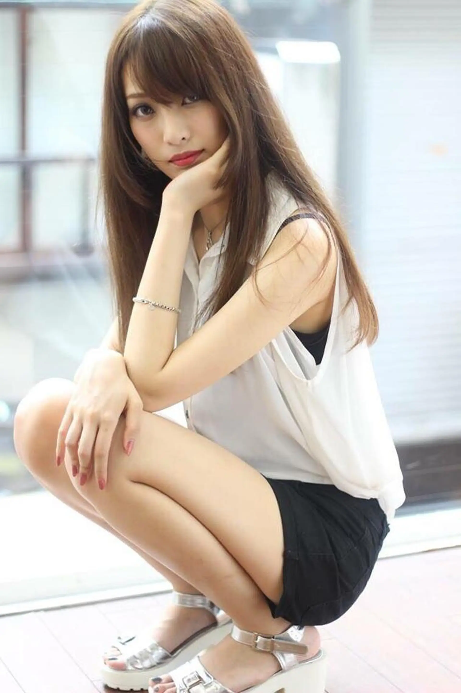 ロング カラー 西村あきや トレンド韓国ヘアのヘアスタイル