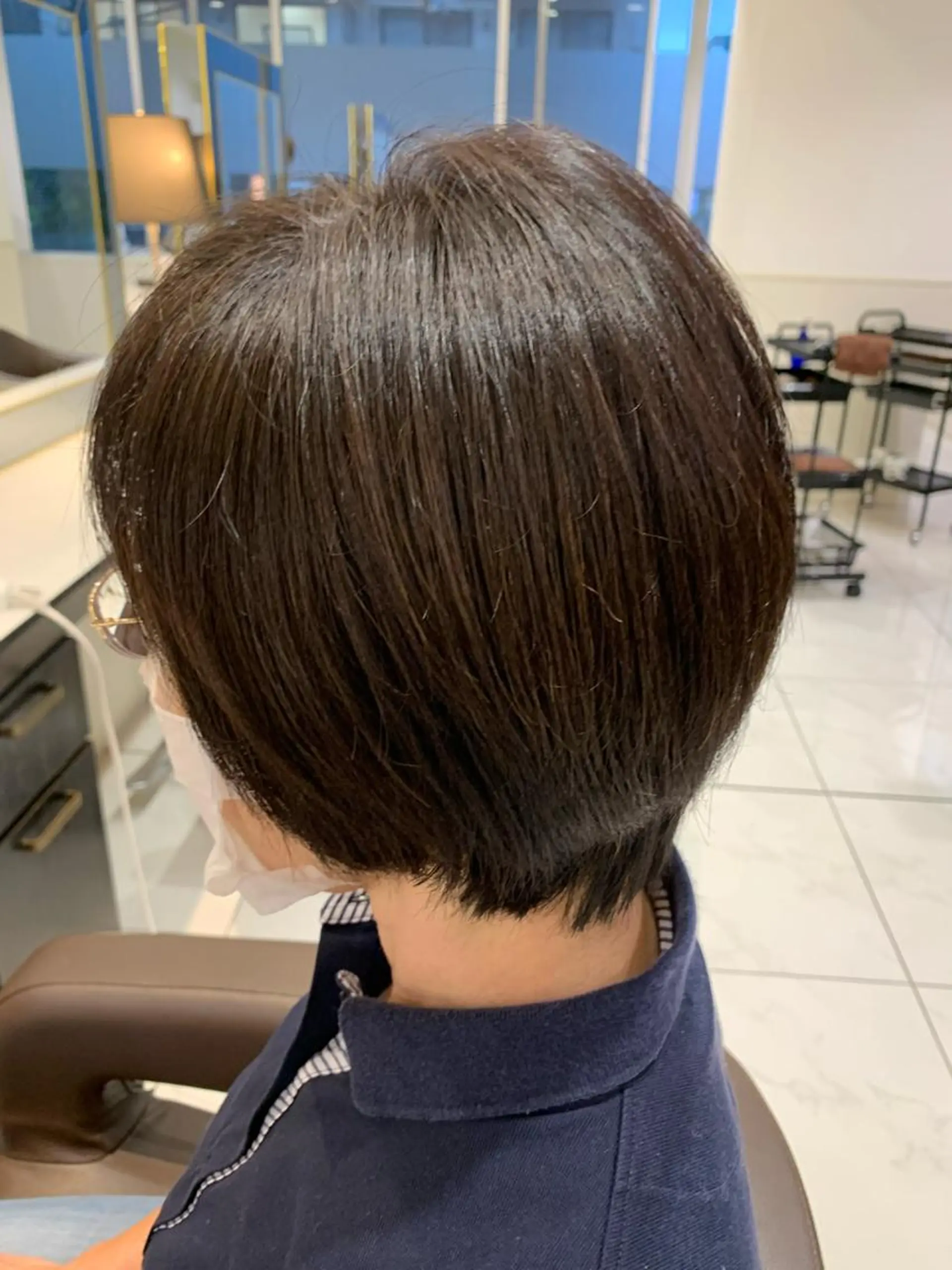 ショート カラー 小田切 栄司のヘアスタイル