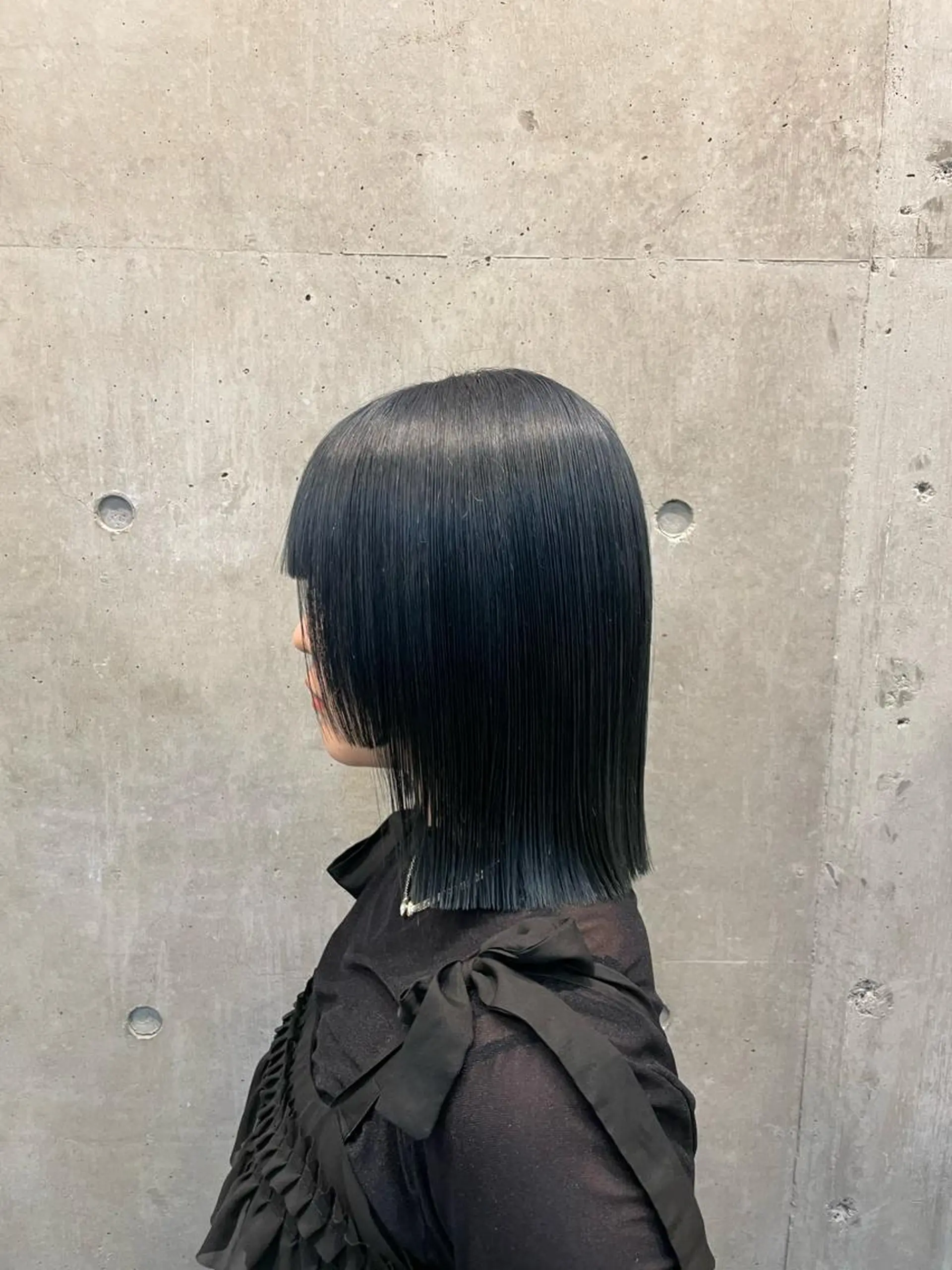 ミディアム カット ヘアカラー トリートメント ︎︎ yoshikiのヘアスタイル