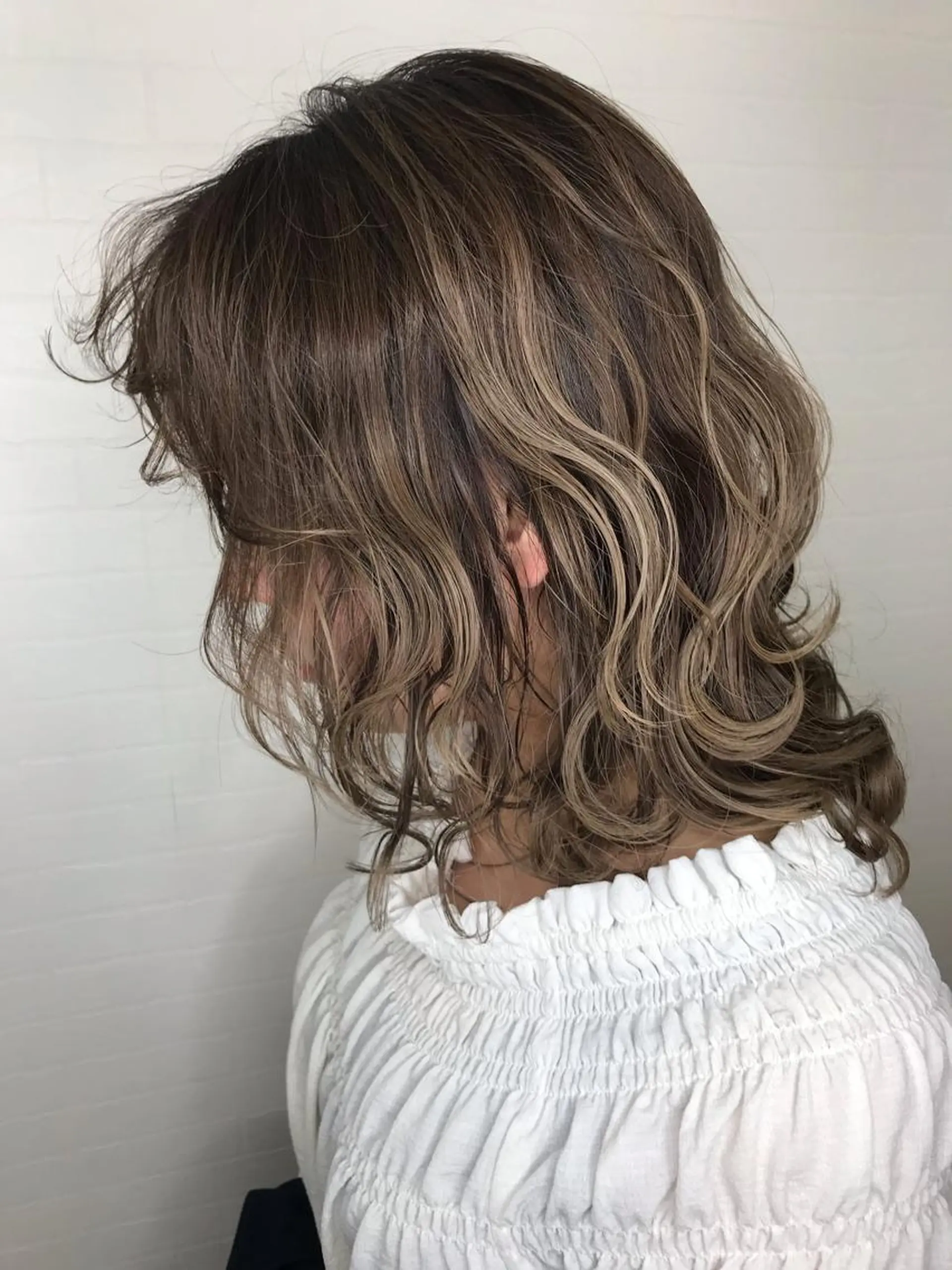 カラー ベージュカラー グラデーションカラー 💜ツヤヘアケア🩷 サトウシュンスケのヘアスタイル