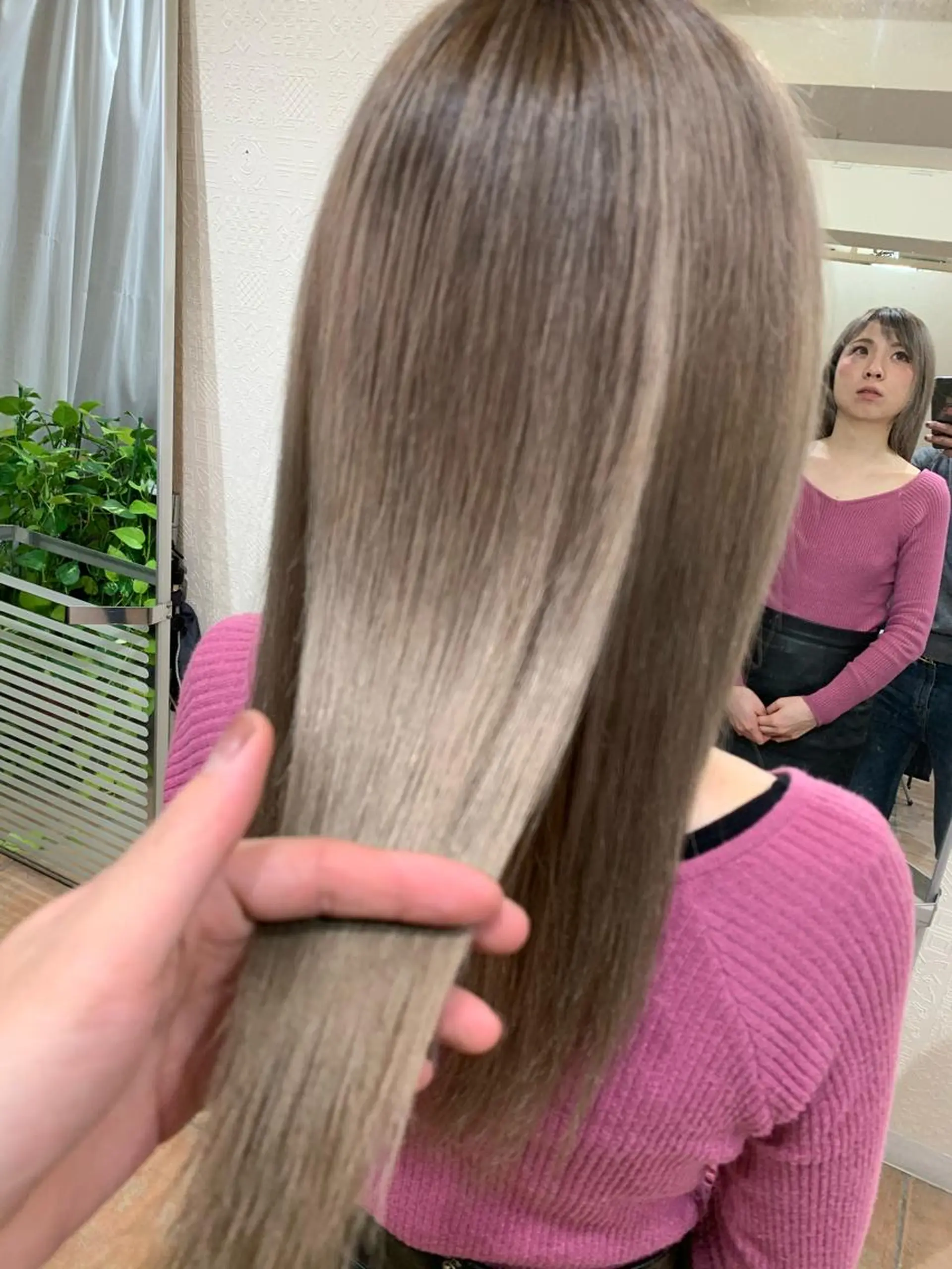 ロング カラー パーマ ヘアアレンジ メンズ キッズ ネイル マツエク・マツパ 酸性ストレート 髪質改善大槻勇樹のヘアスタイル