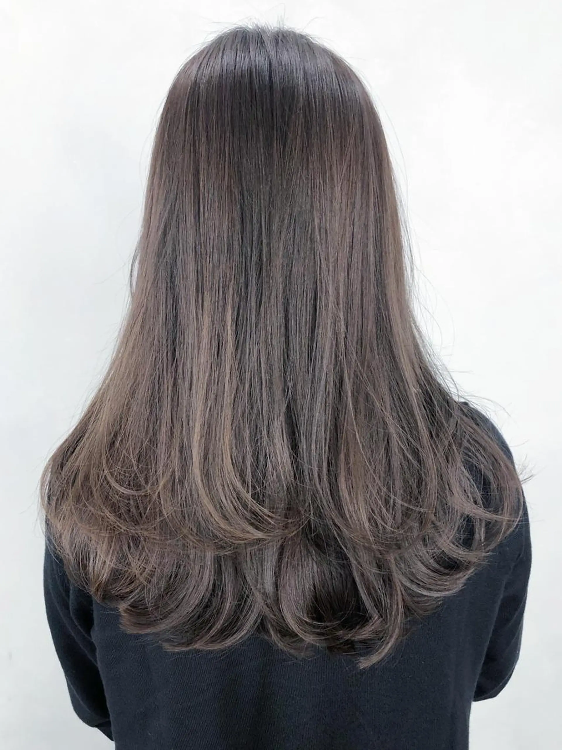 セミロング カラー パーマ ヘアアレンジ アッシュ ITbyALBUM 中野店のヘアスタイル