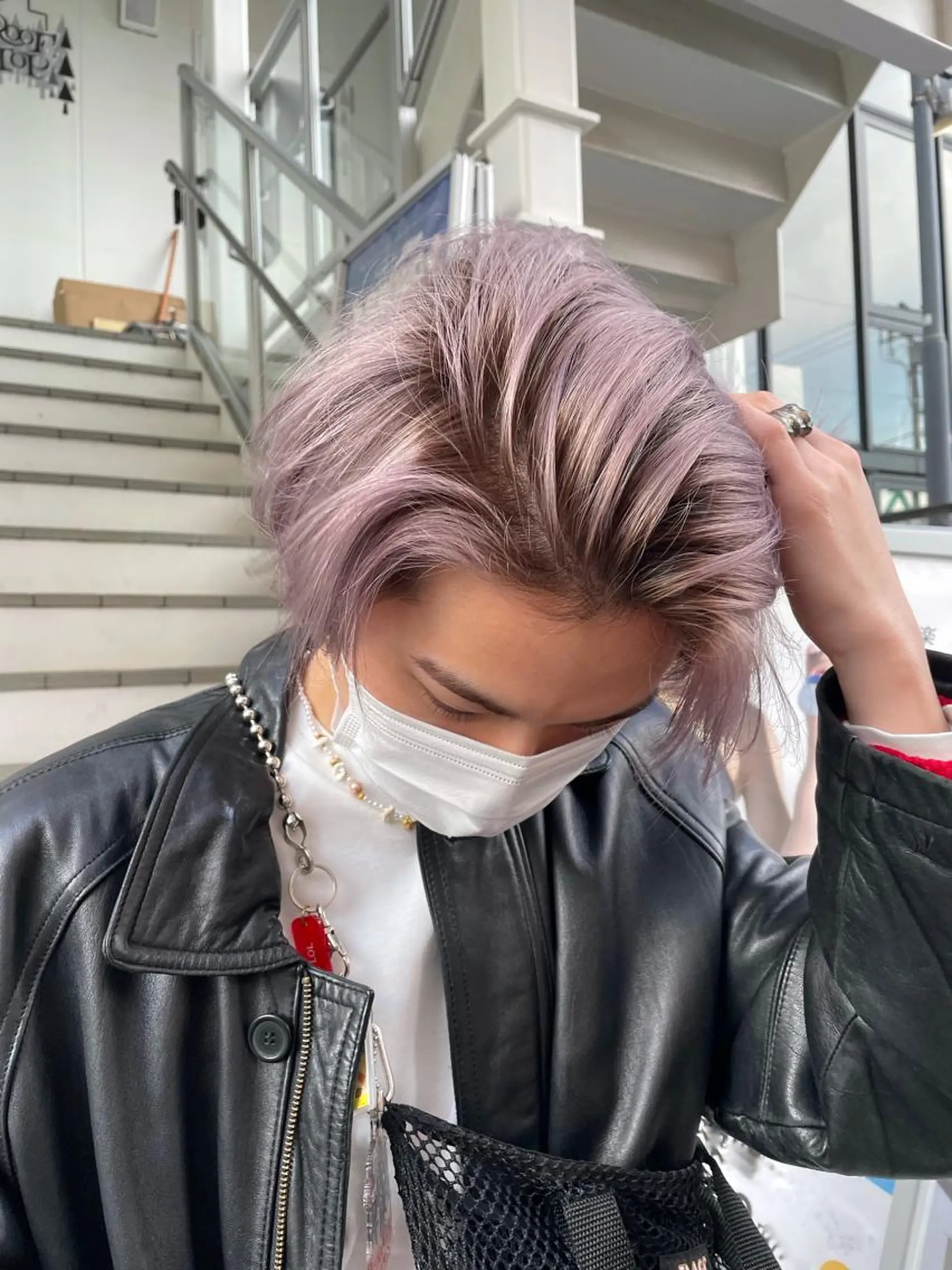 ショート カラー メンズ メンズブリーチ メンズハイトーン ブリーチ ケアブリーチ ダブルカラー ヘアカラー Beleza 渋谷所属・Kazusa/渋谷/ エクステ/ハイトーンのヘアスタイル