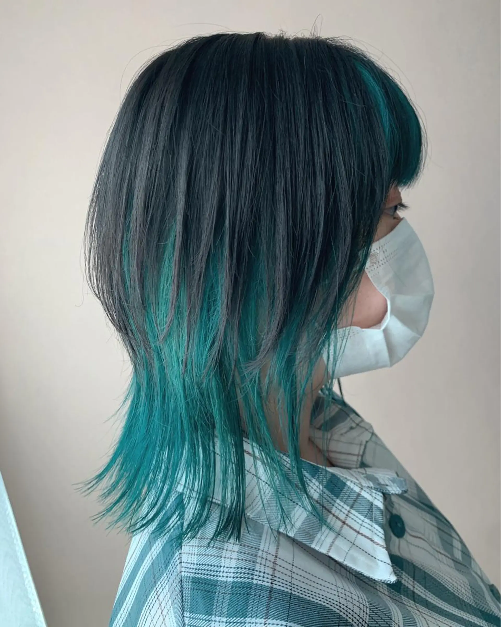 ミディアム カラー インナーカラー ウルフカット カット ヘアカラー トリートメント hub hair レイヤー/透明感のヘアスタイル