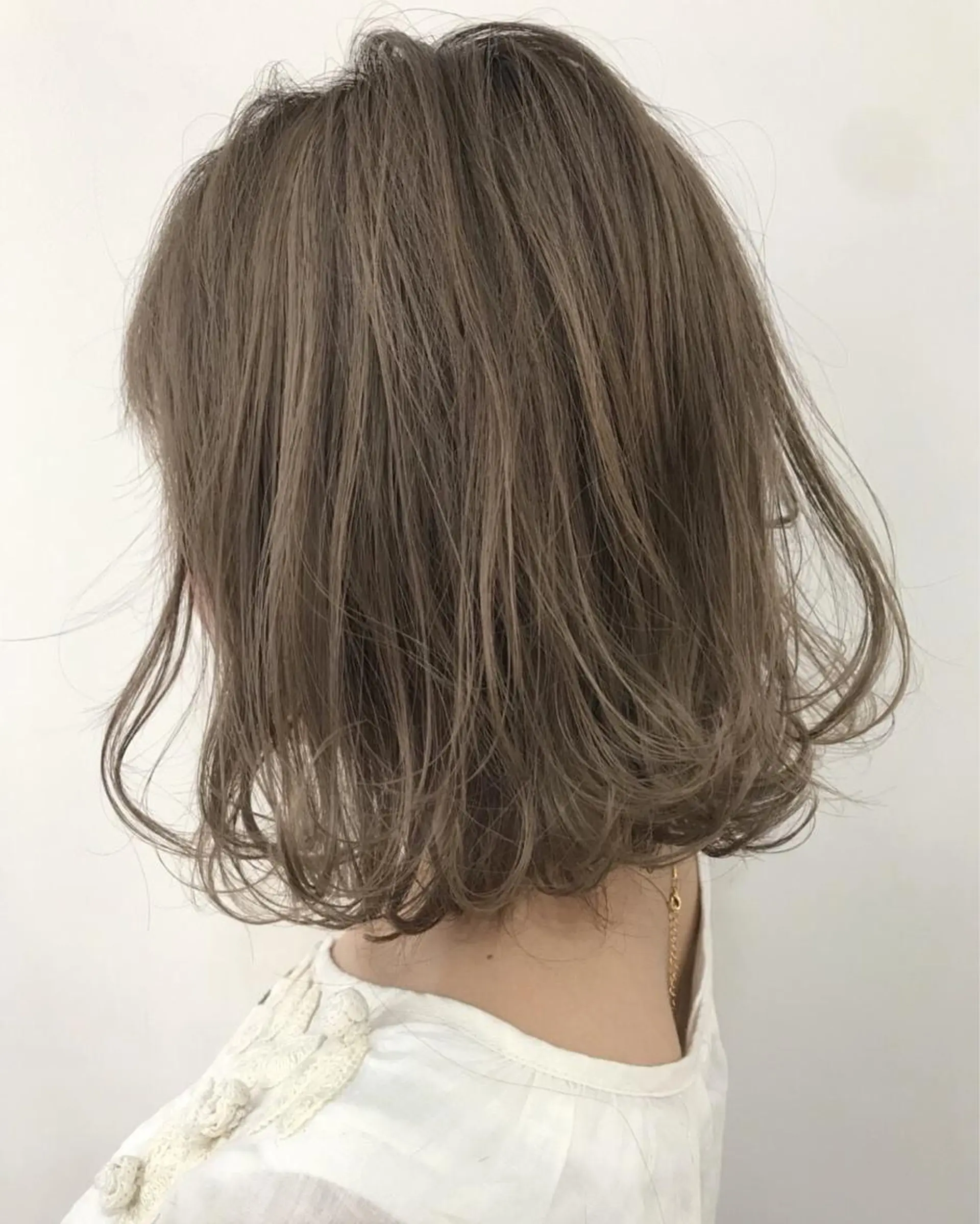 ミディアム カラー ベージュカラー ダブルカラー ヘアカラー トリートメント レイヤー/顔周り /AKARIのヘアスタイル