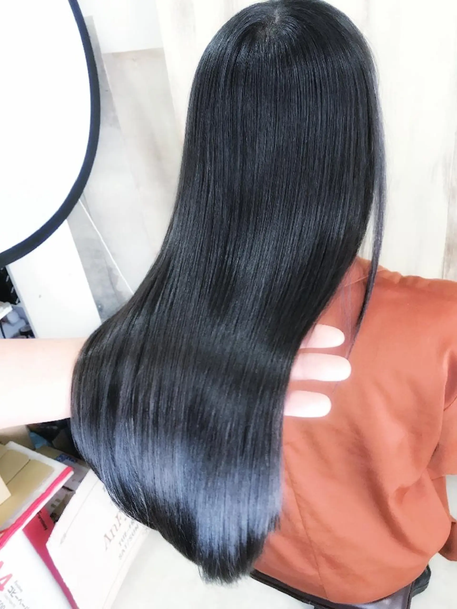 ロング カラー カット ヘアカラー トリートメント AnFye une qatllのヘアスタイル