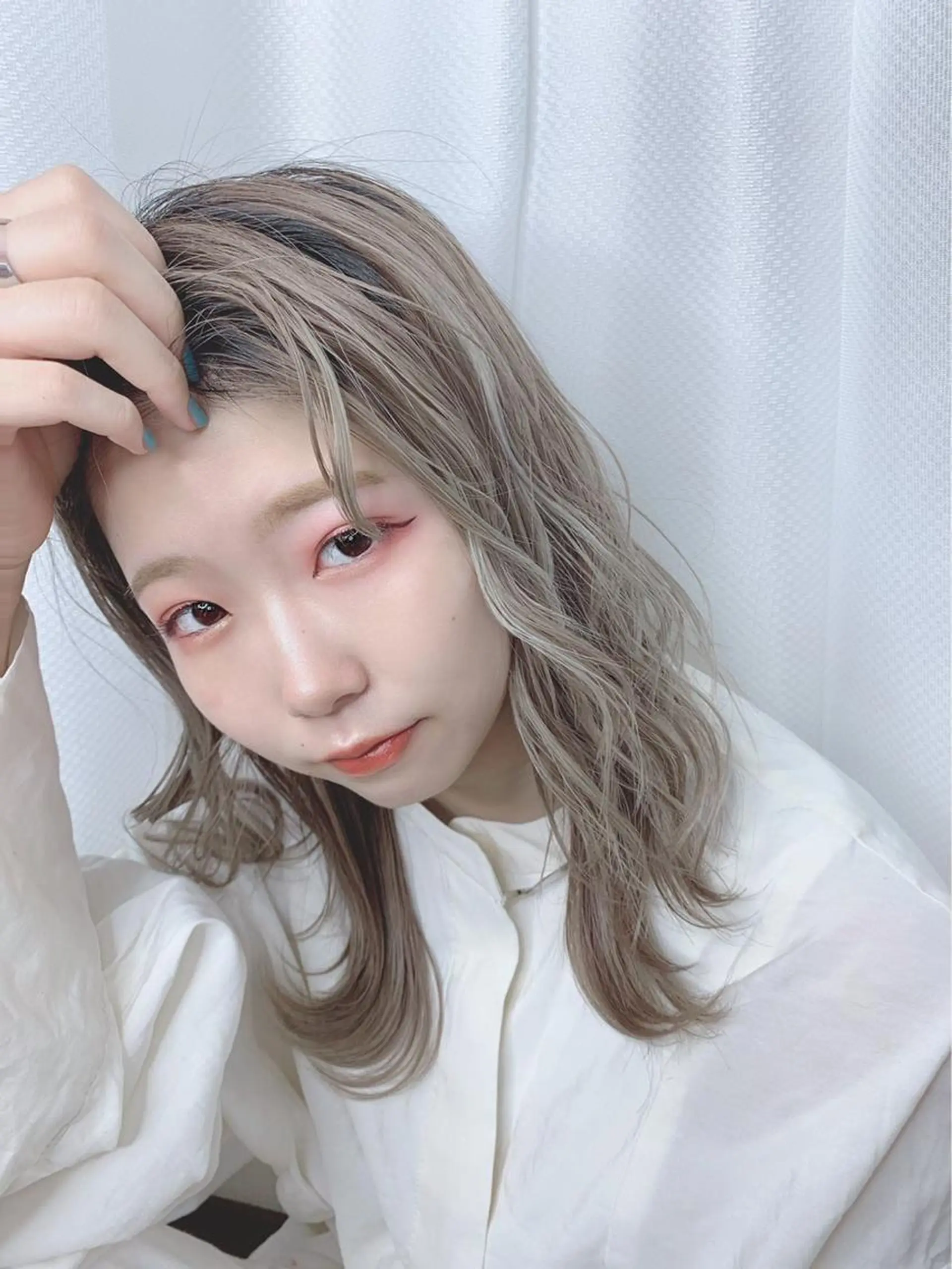 セミロング カラー パーマ ヘアアレンジ 【公式】amble luxe池袋東口🩷のヘアスタイル