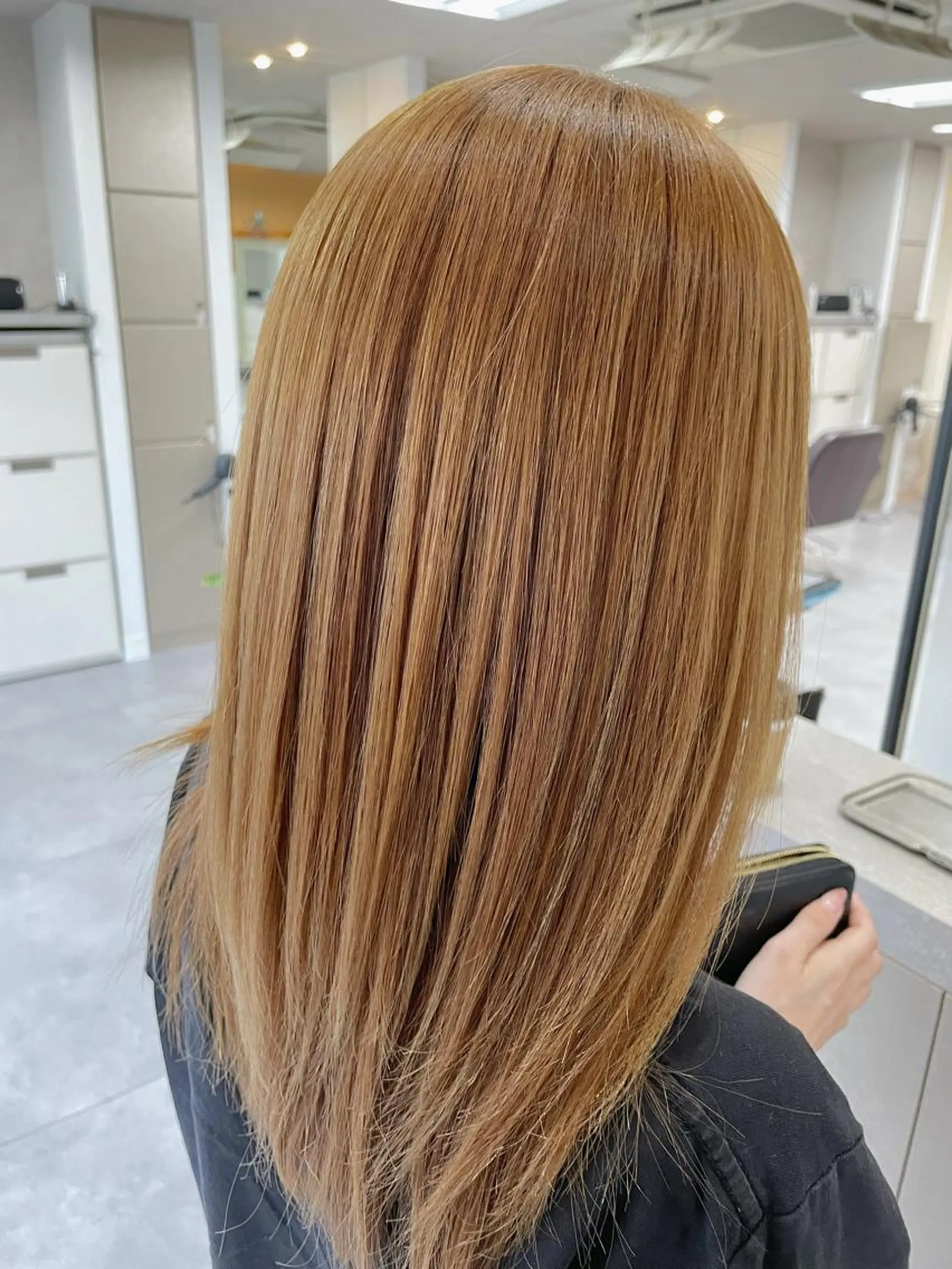 セミロング 縮毛矯正 💎韓国カラー Giness坂下巧のヘアスタイル