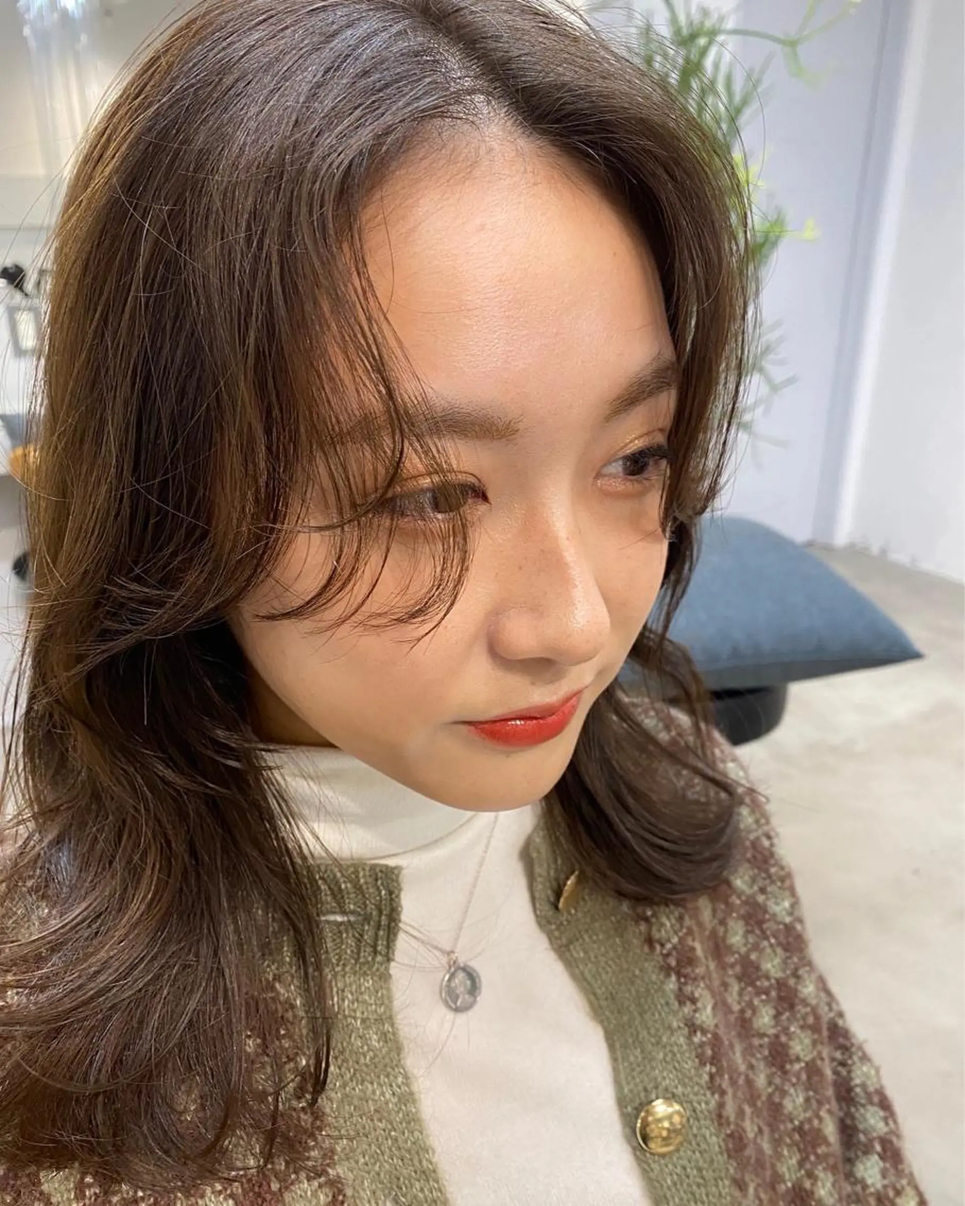 ミディアム パーマ ミディアムパーマ 韓国風ヘア レイヤーカットのプロ 大人ヘア宮森貴志のヘアスタイル