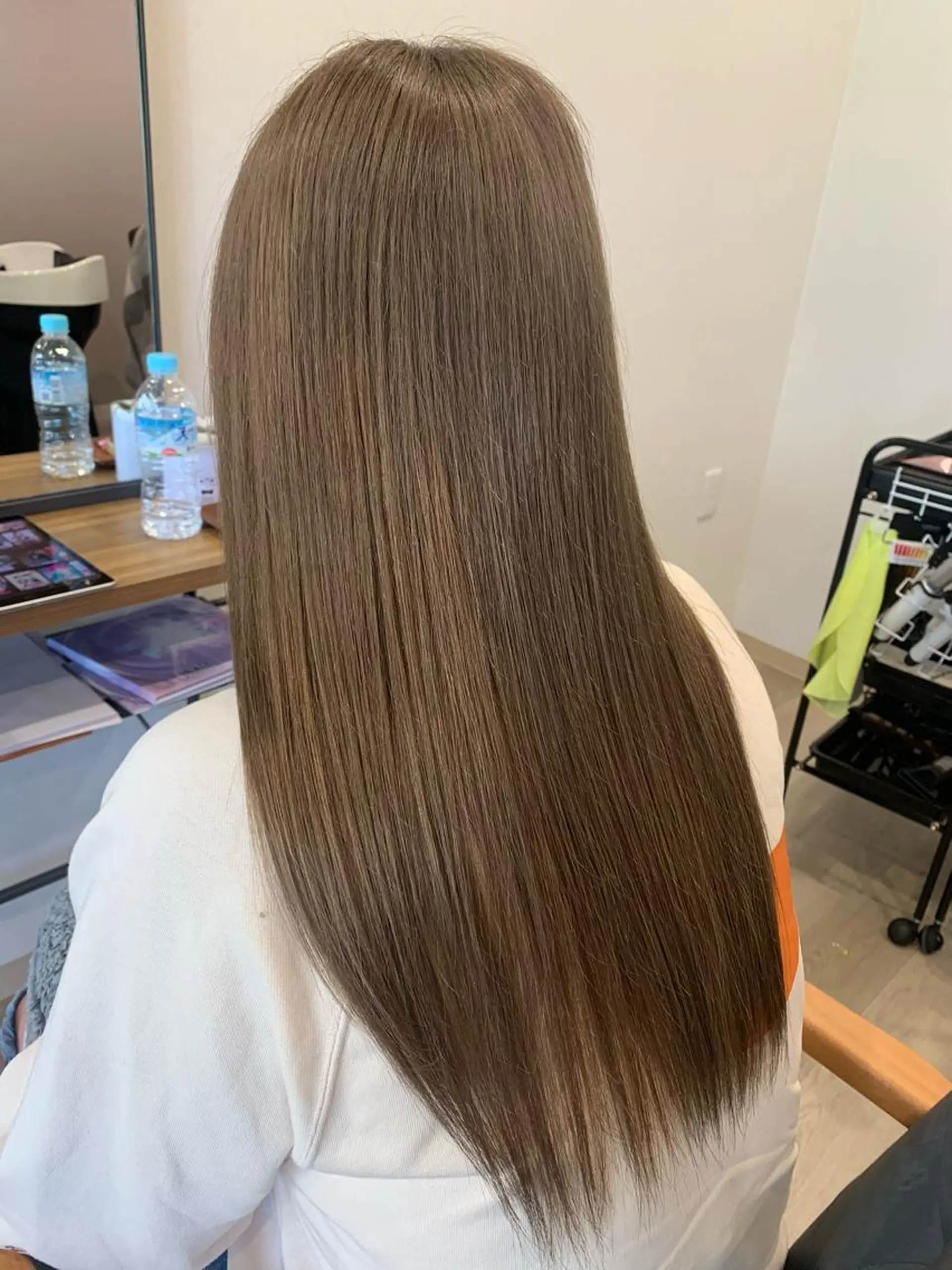 カラー ブリーチ グレージュ カット ヘアカラー hair & spa Nalu所属・hair & spa Naluのヘアスタイル