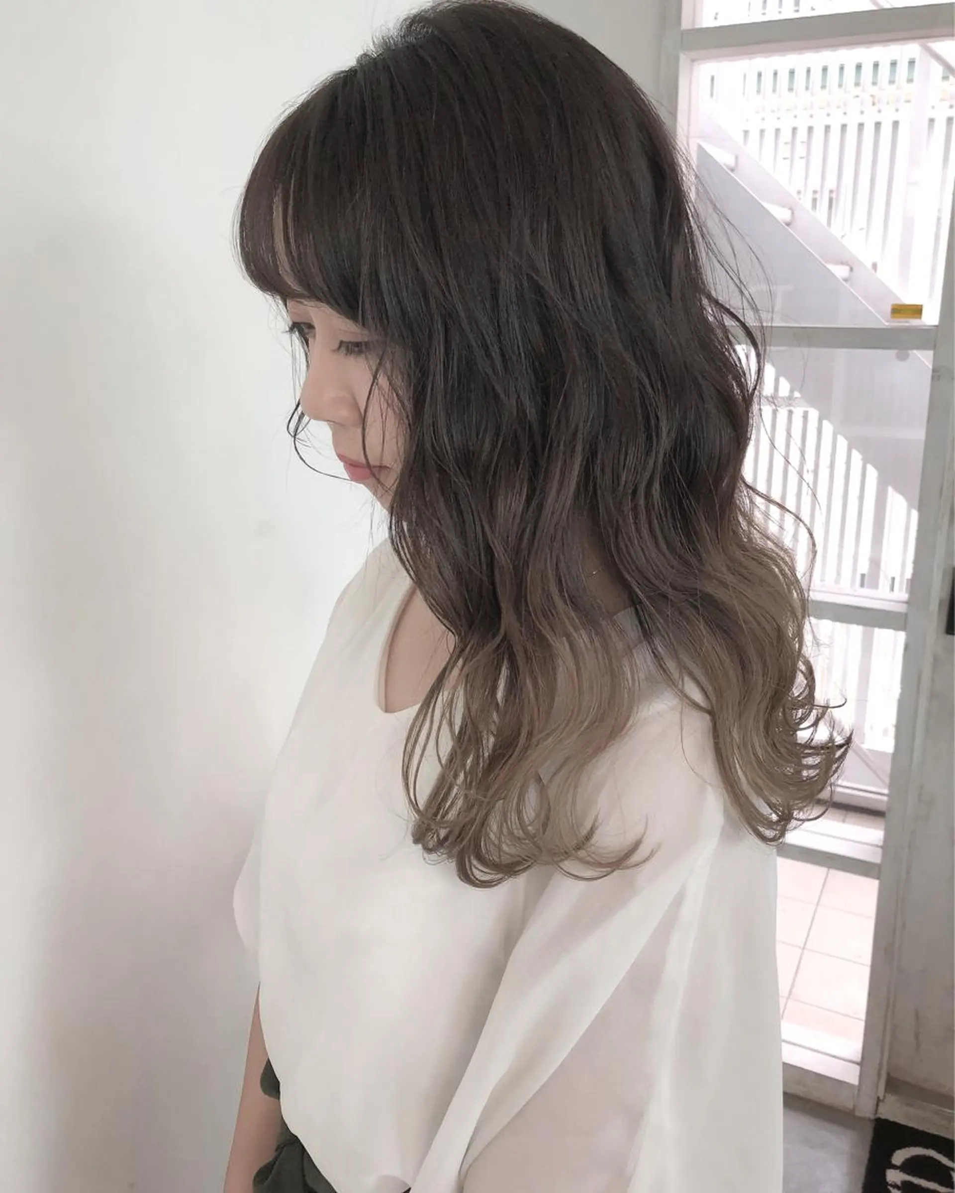 ロング カラー ヘアアレンジ ブリーチ 透明感カラー グラデーションカラー 榎園 由美のヘアスタイル