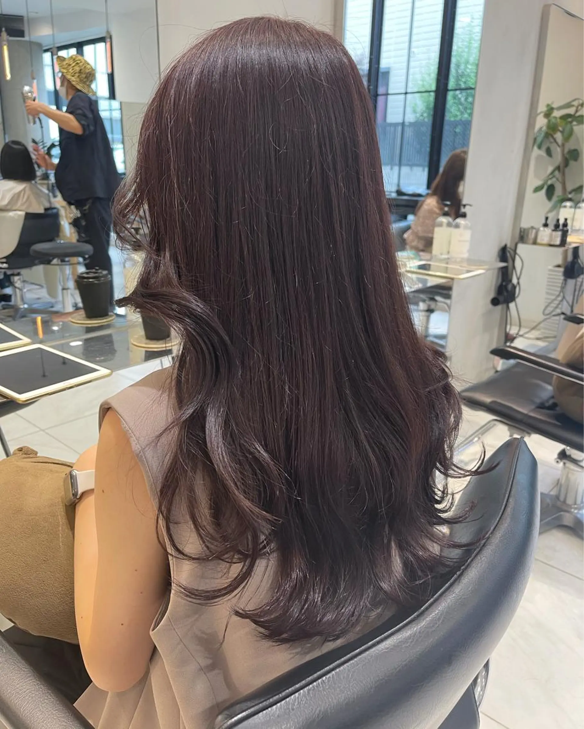 ロング カラー ラベンダーカラー ラベンダーグレー ヘアカラー トリートメント ヘッドスパ ラベンダー/レイヤー スタイル🤎mamiのヘアスタイル