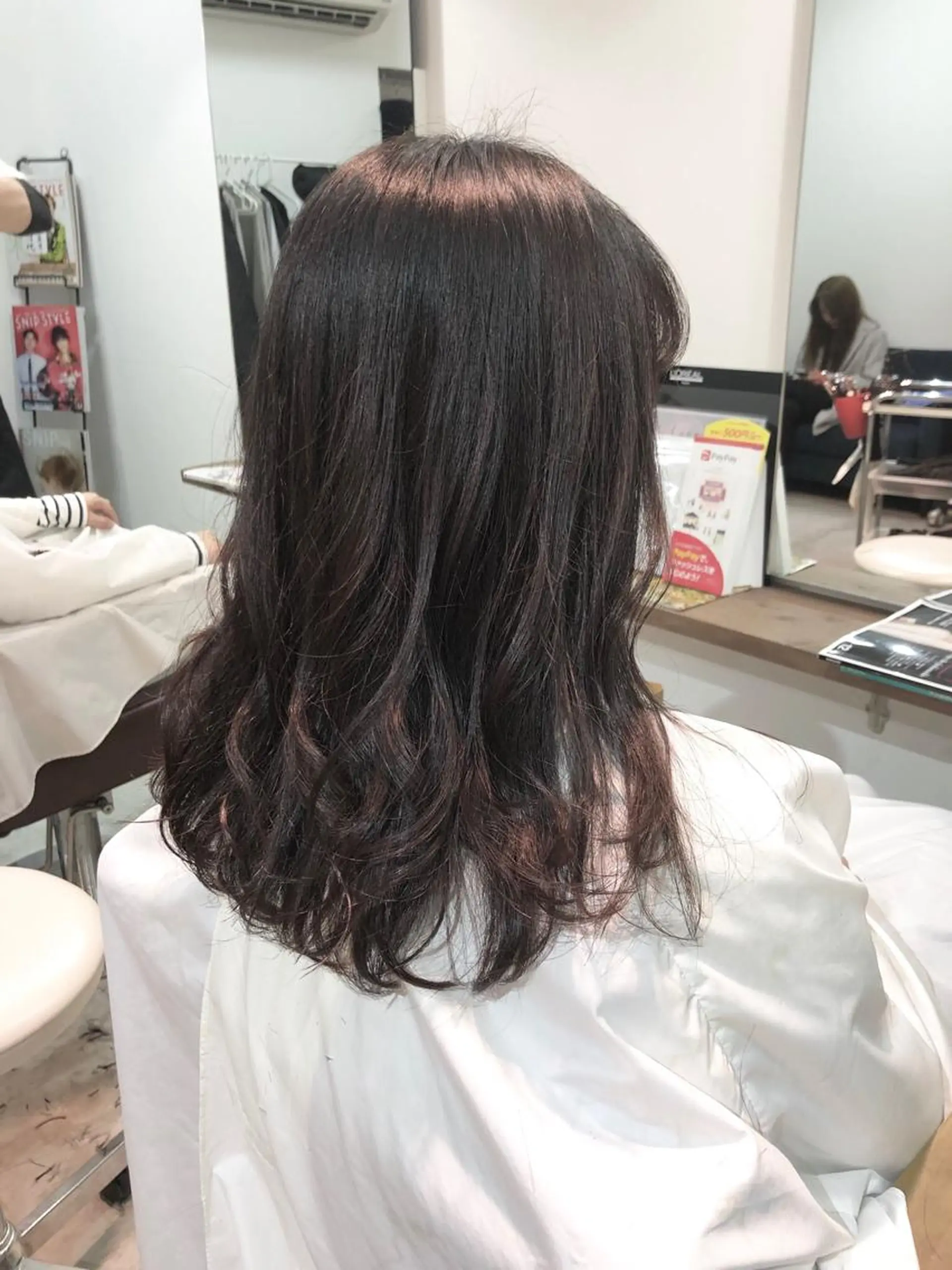 セミロング カット 村田 幸穂のヘアスタイル
