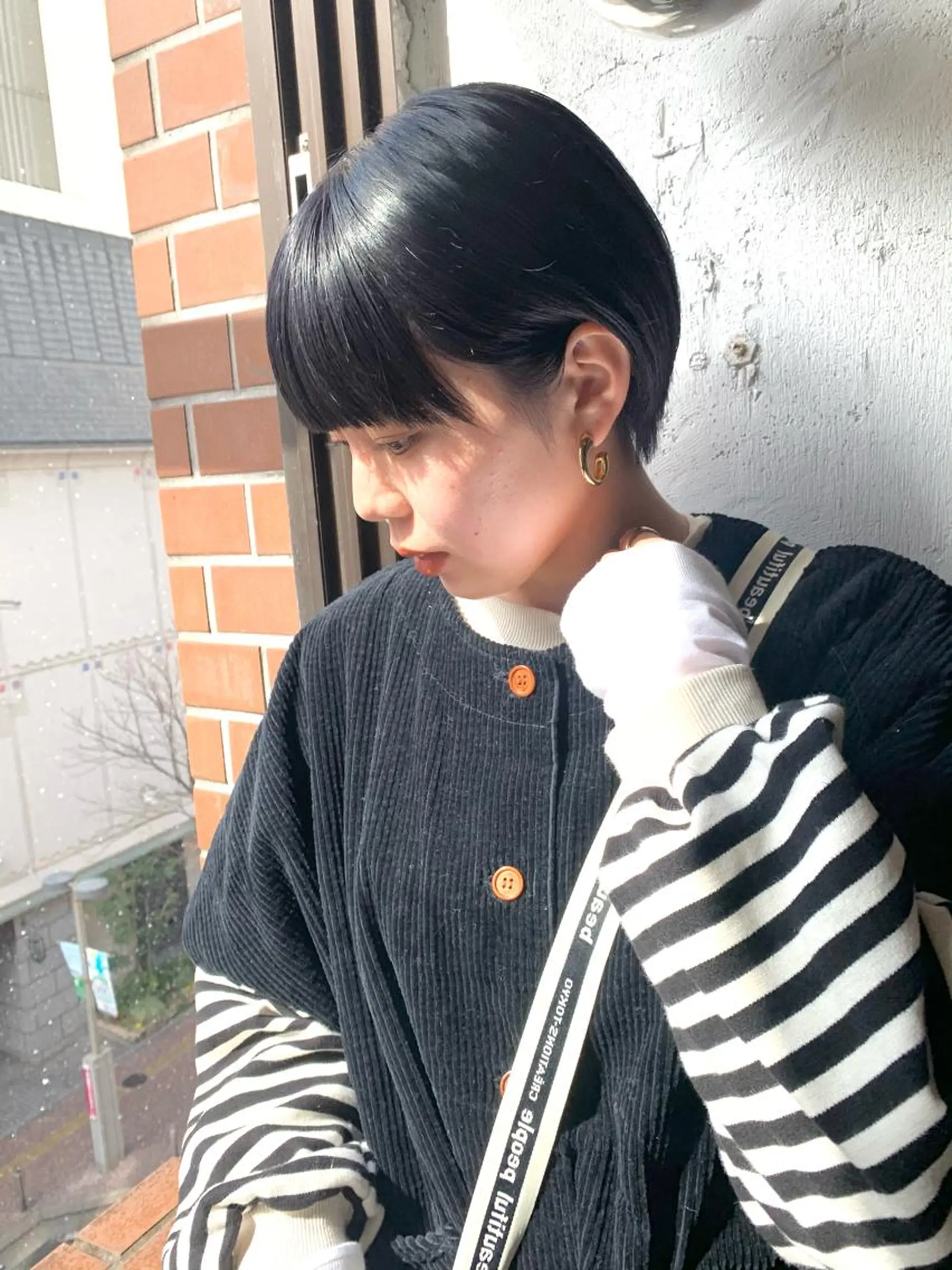 ショート カラー ブルーカラー ブルージュ ショートヘア Fuuu《フゥ》所属・シノザキ シンゴのヘアスタイル