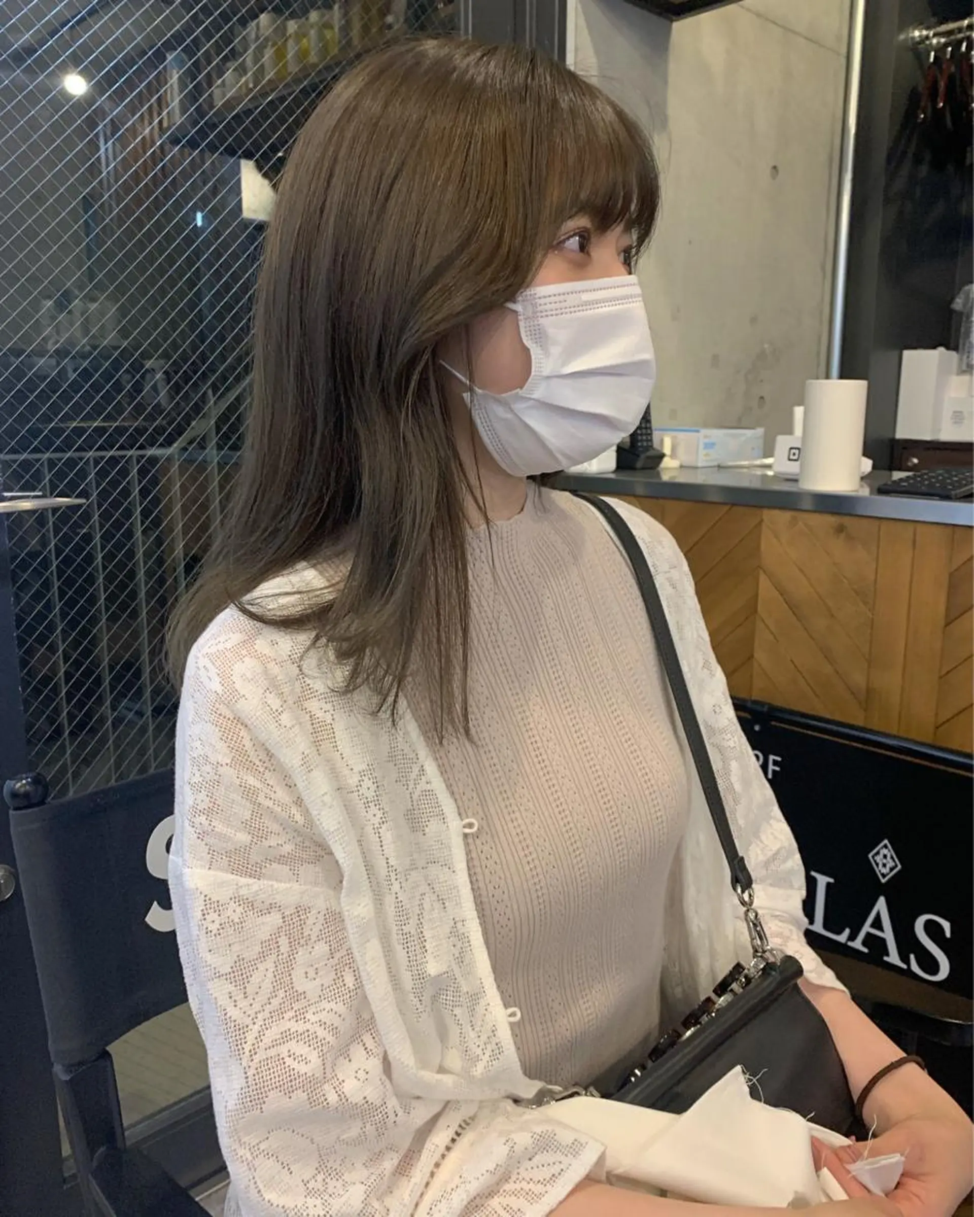 ミディアム カラー オレンジ 柔らかブラウン/顔周 りレイヤー♡ユウシのヘアスタイル