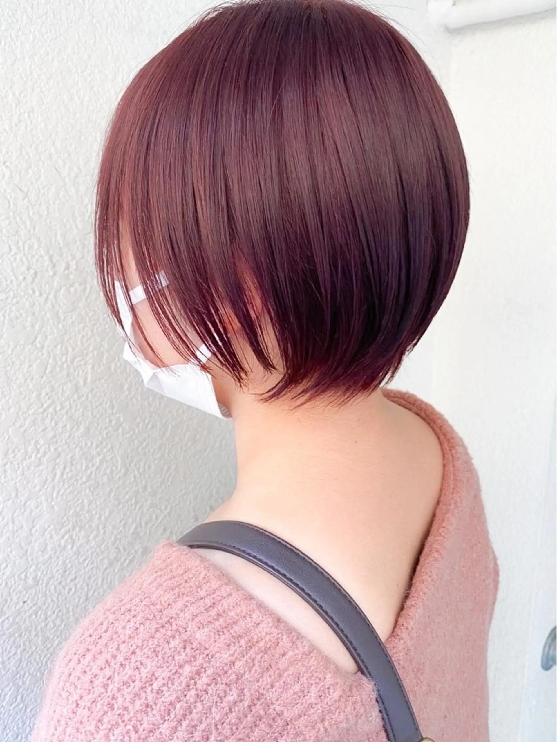 ショート カラー ブリーチ レッドカラー ショートヘア カット ヘアカラー トリートメント COLO✨️ 白川綺香のヘアスタイル