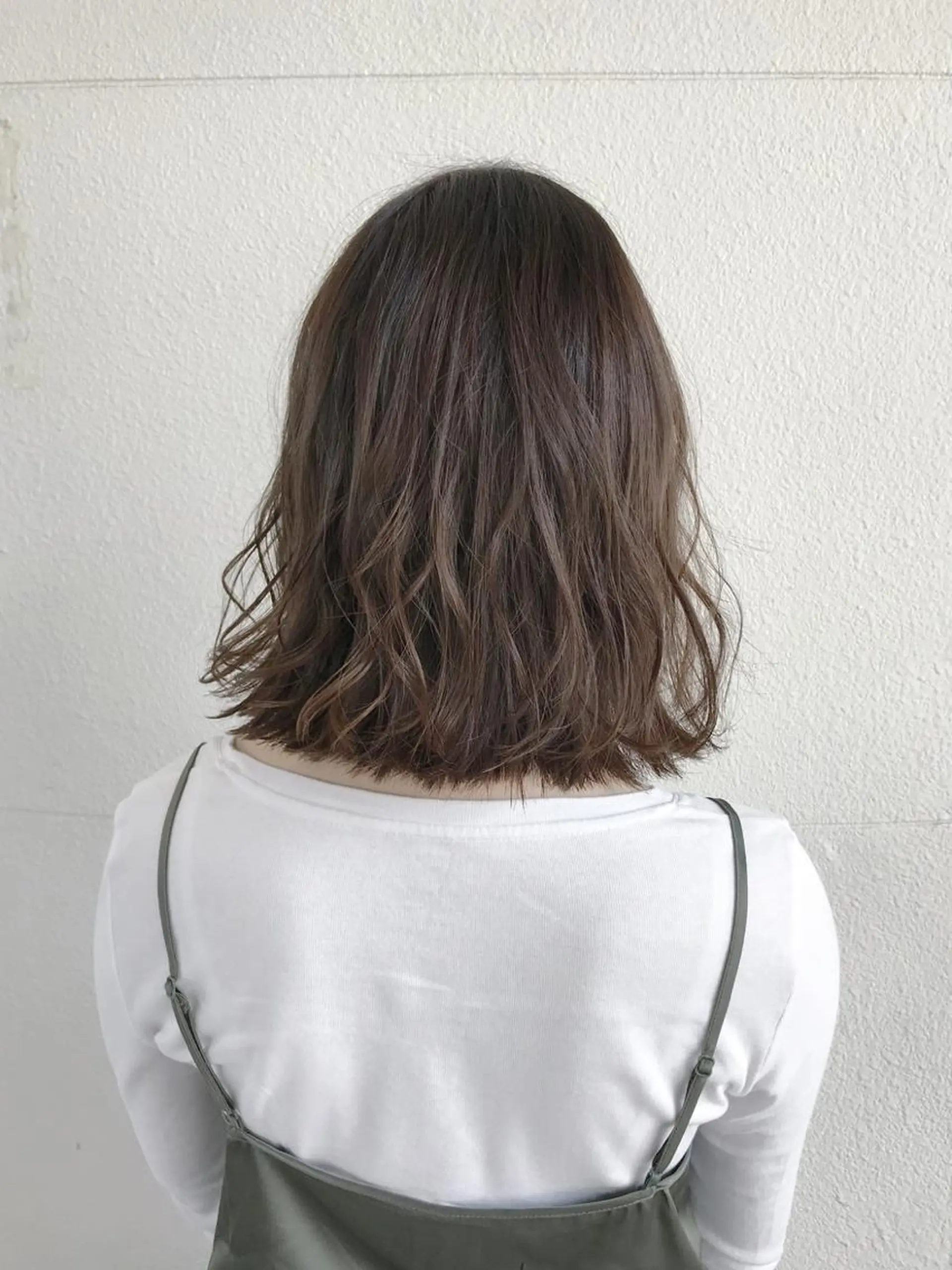 ショート カラー ワンレンボブ アッシュ ベージュカラー 透明感カラー ボブ ボブ・レイヤーカット 吉敷航一のヘアスタイル