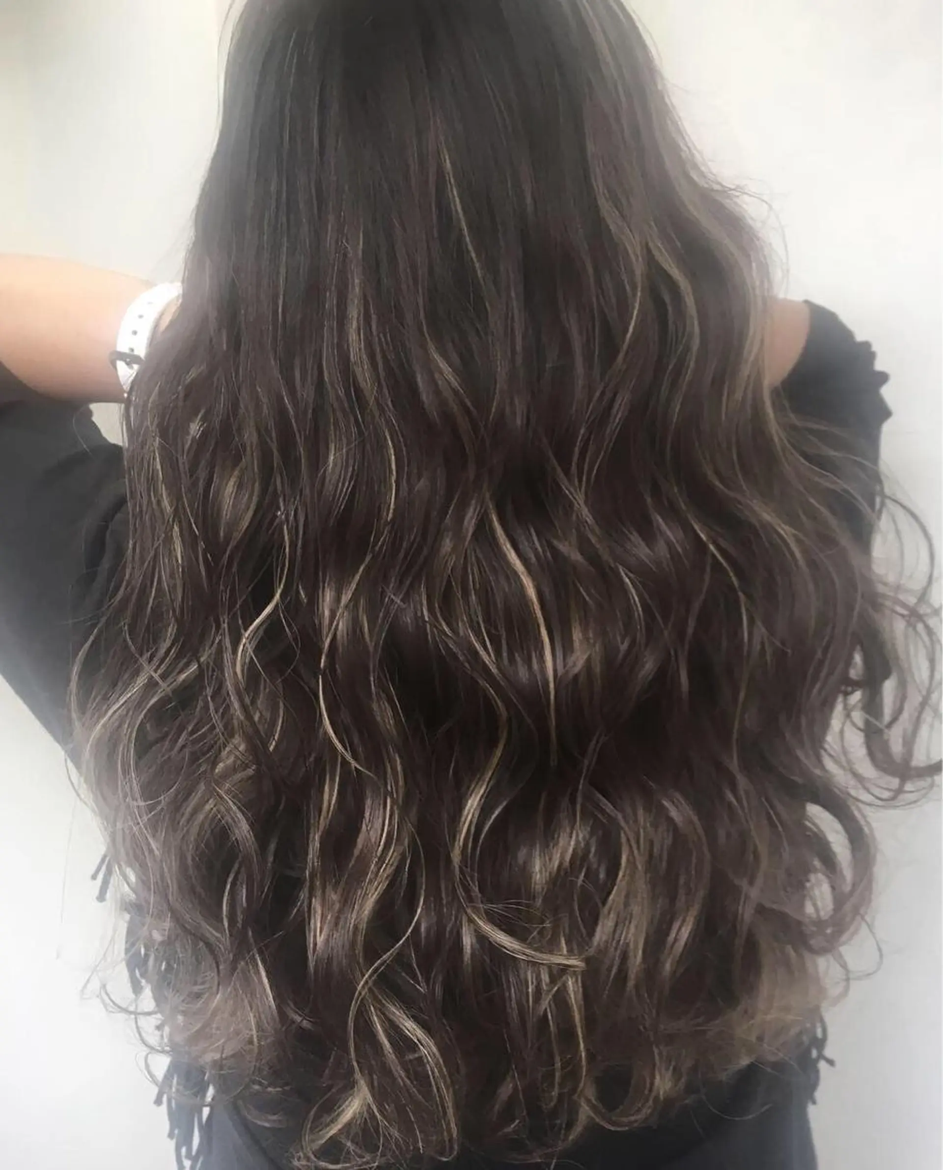 ロング カット パーマ トリートメント ブリーチ毛縮毛矯正 👑山口のヘアスタイル