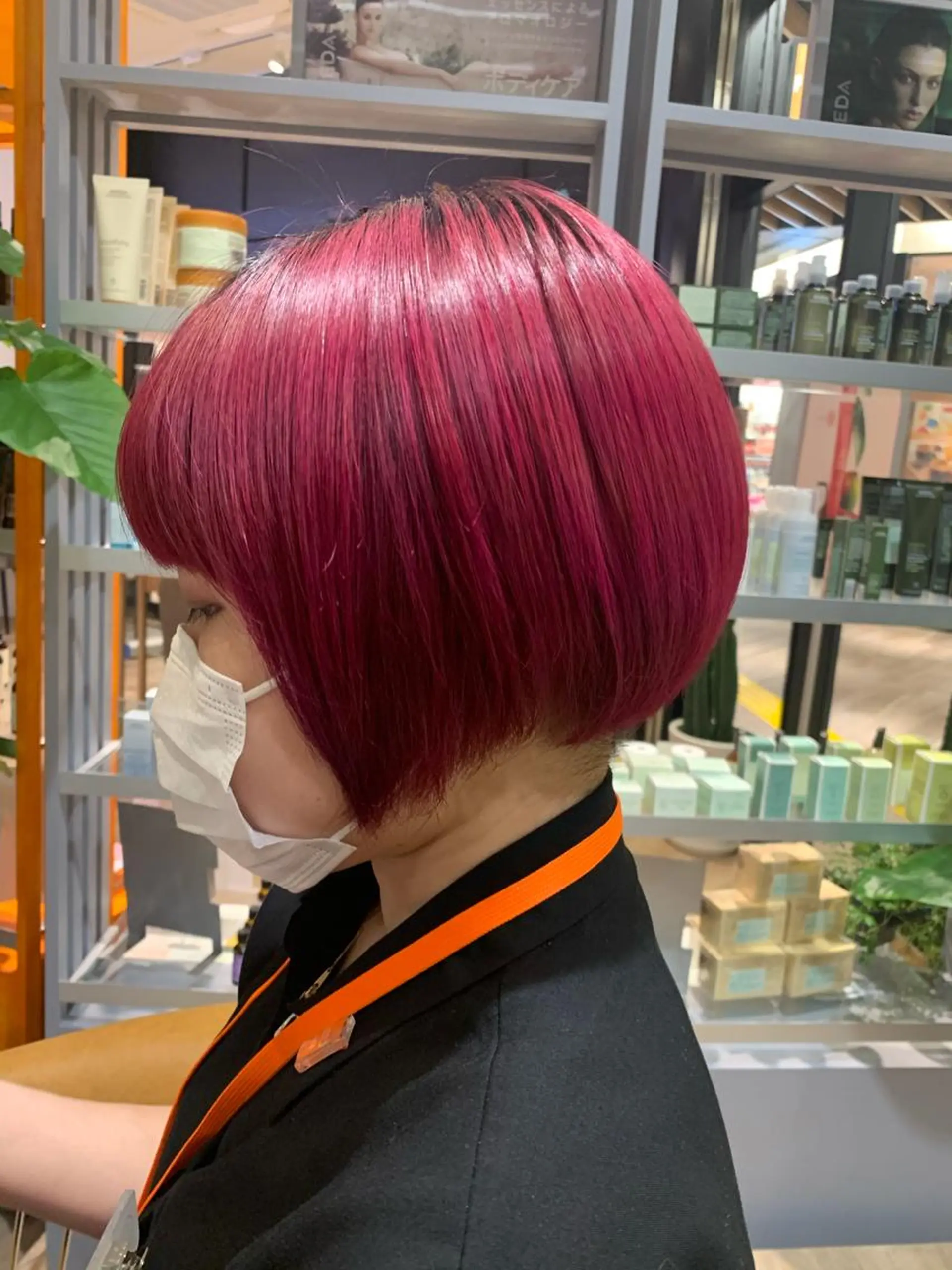 ショート FACE DECO AVEDA所属・河端 春綺のヘアスタイル
