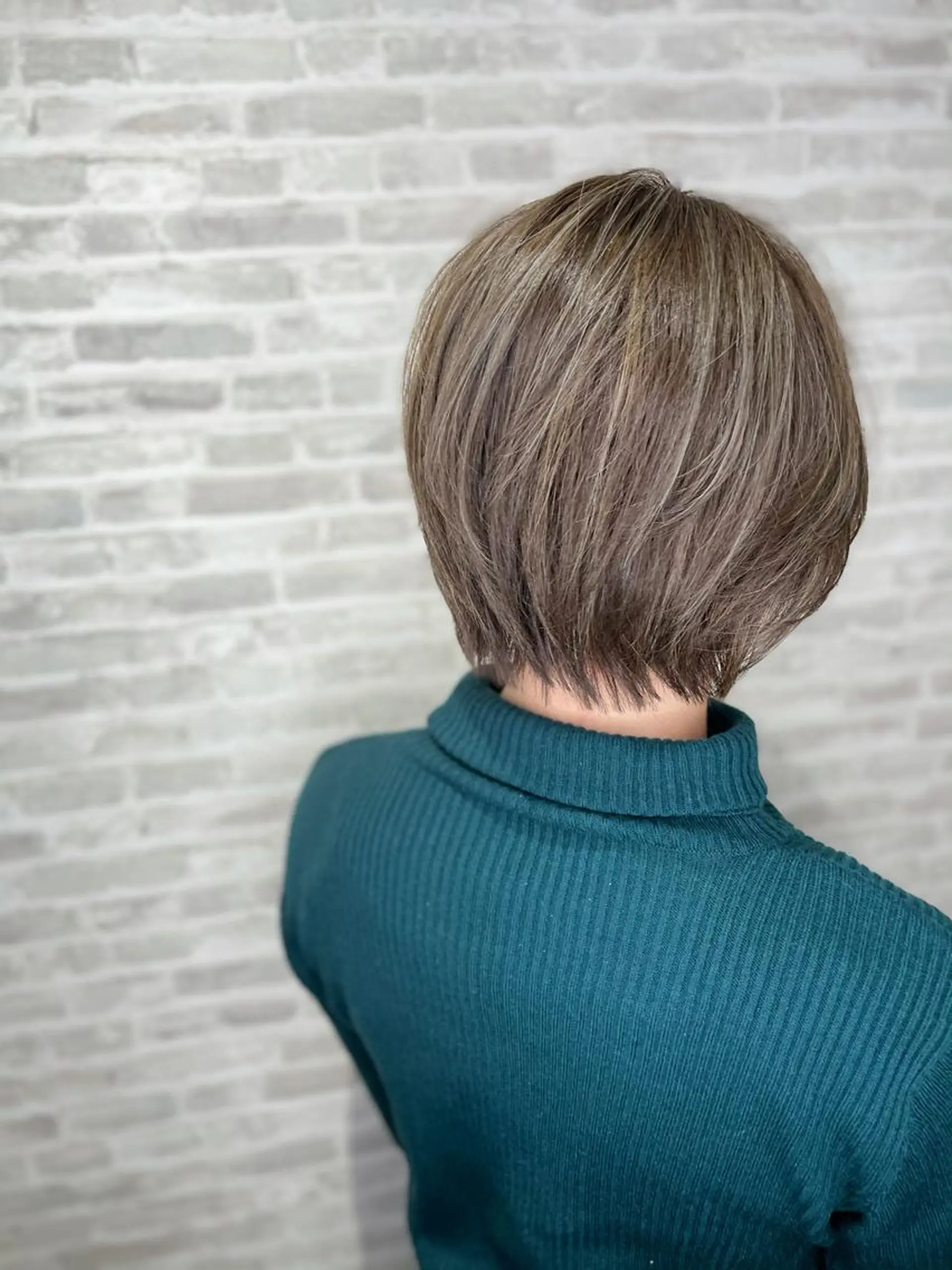 ショート カラー Noa Links所属・平田 怜のヘアスタイル