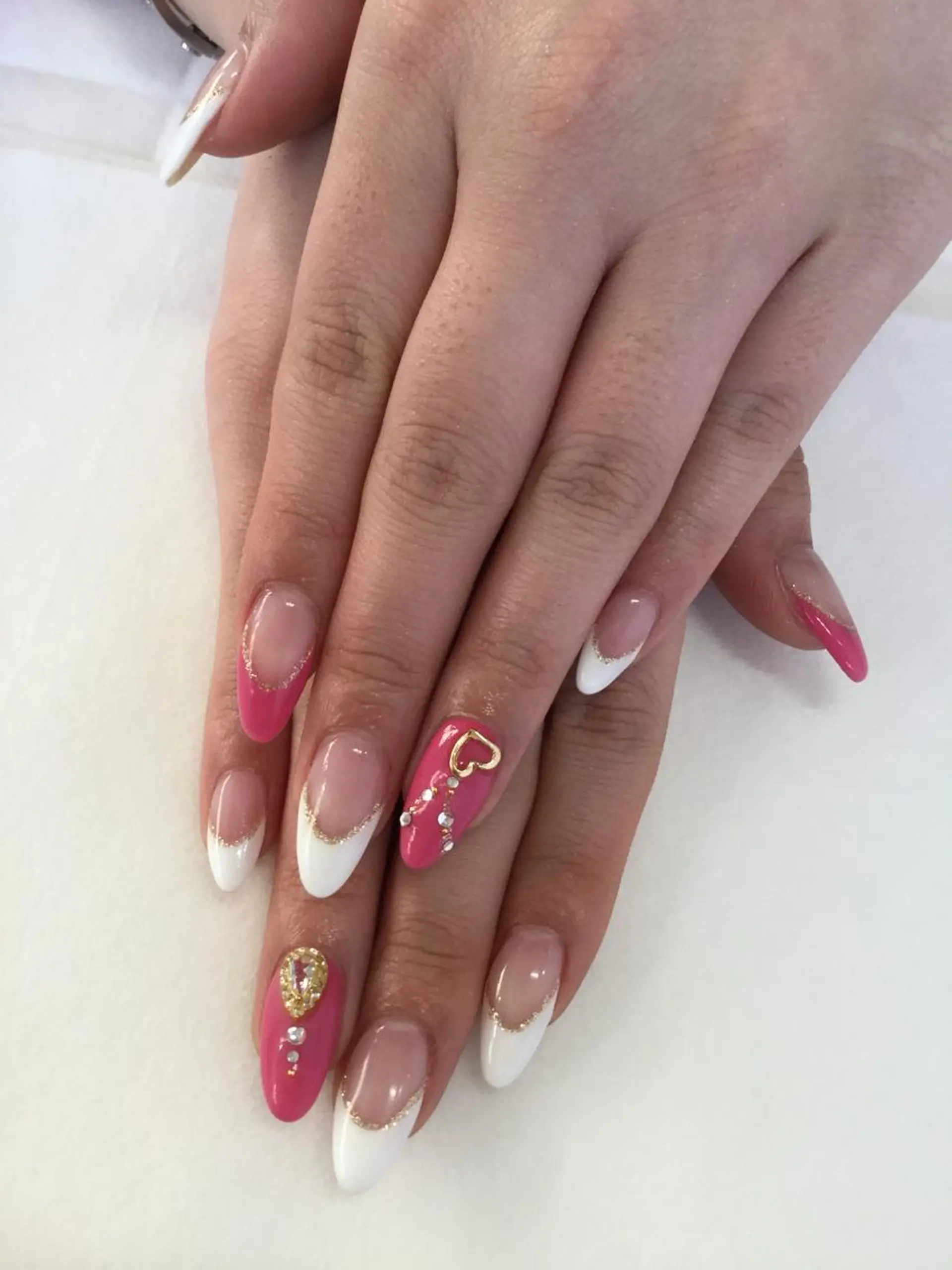 ネイル ハンドネイル 💎🐰 saki. m 🐰💎のネイルデザイン