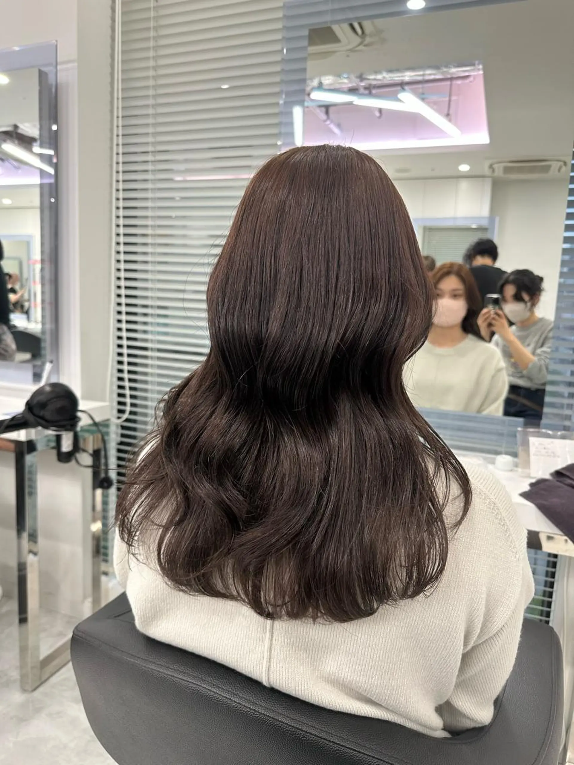 セミロング チョコレートブラウン ミルクティーブラウン ピンクブラウン ピンクラベンダー 顔周りカット 🤎MISAKI 艶髪カラー🤎のヘアスタイル