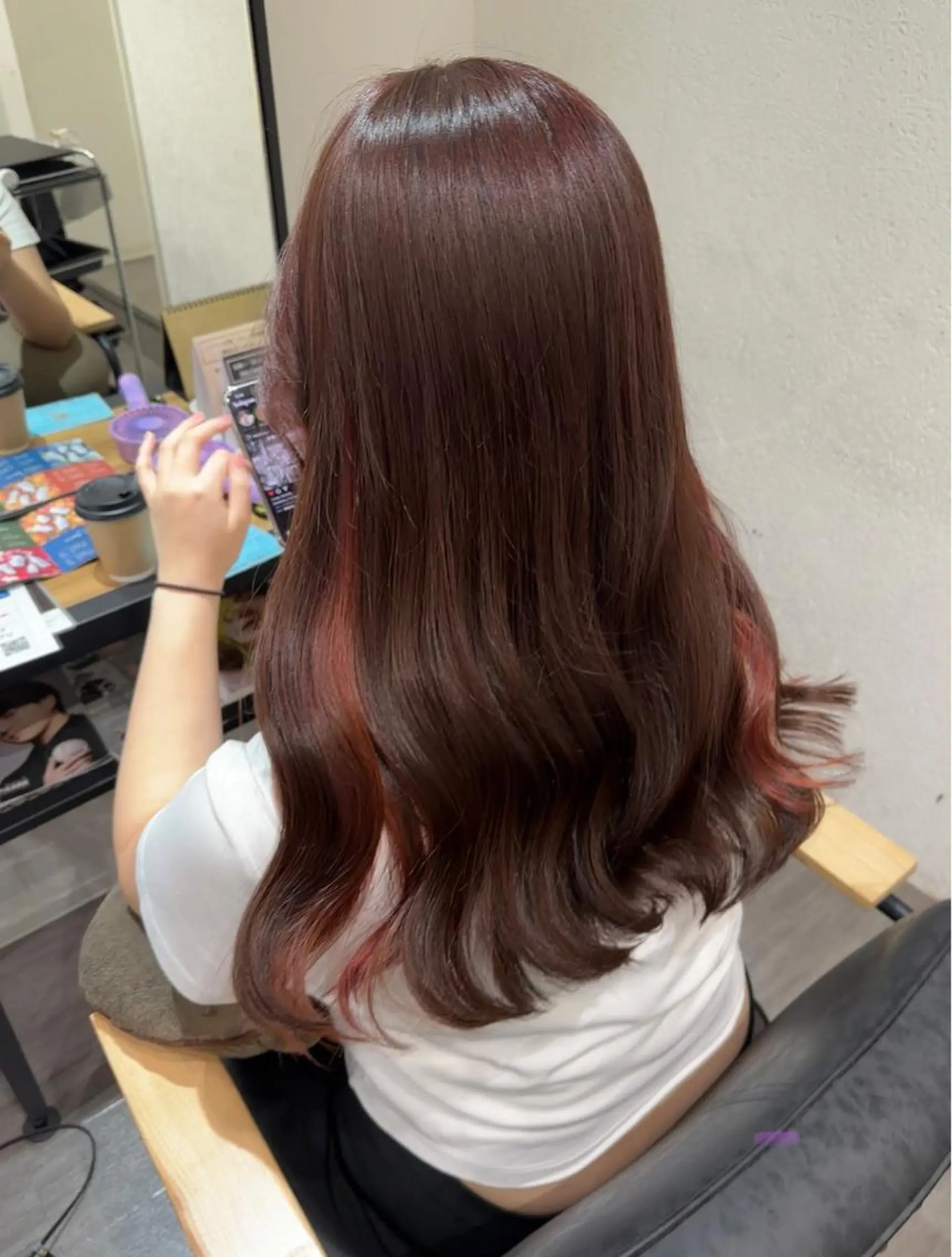 セミロング カラー ブラウンカラー ピンクカラー ピンクブラウン 艶髪レイヤー上田 紗也🇰🇷💗のヘアスタイル