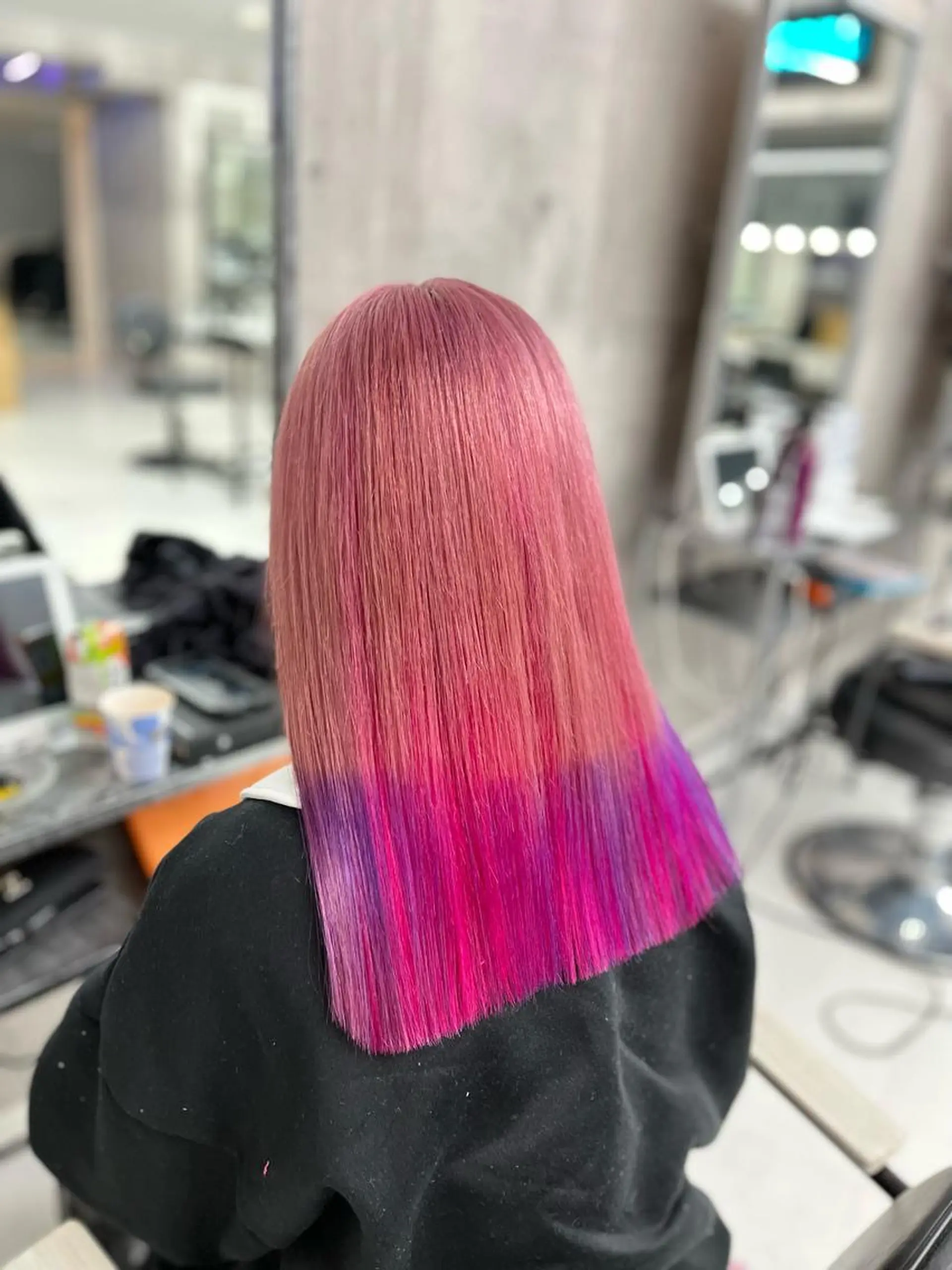 セミロング カラー インナーカラー ラベンダーカラー ピンクカラー ホワイトピンク メンズ特化/パーマ/ 骨格矯正カット/真人のヘアスタイル