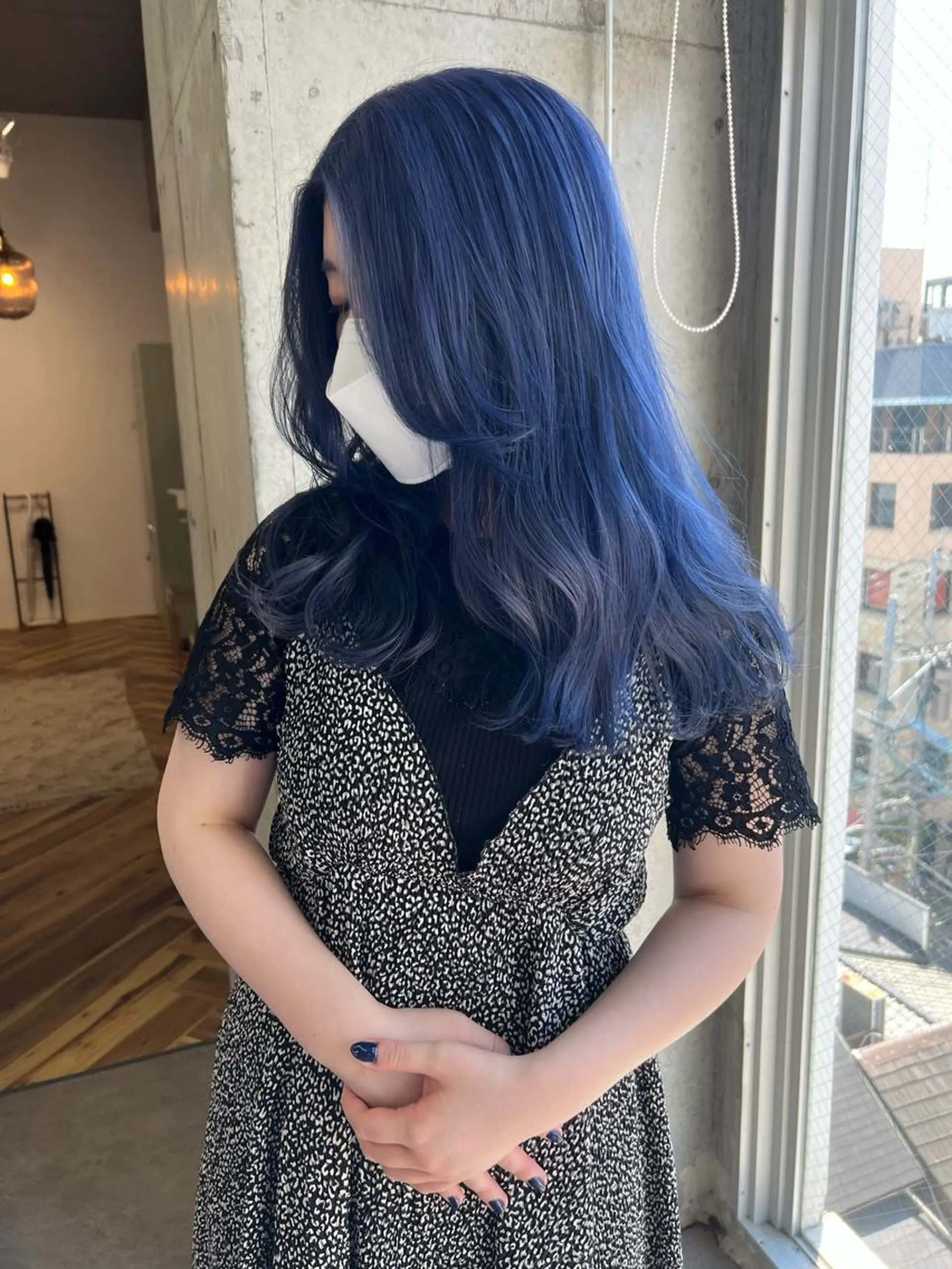 ロング カラー バレイヤージュ ブリーチ ブルーカラー ケアブリーチ ハイライトカラー ヘアカラー トリートメント lani 天神大名/ブリーチのヘアスタイル