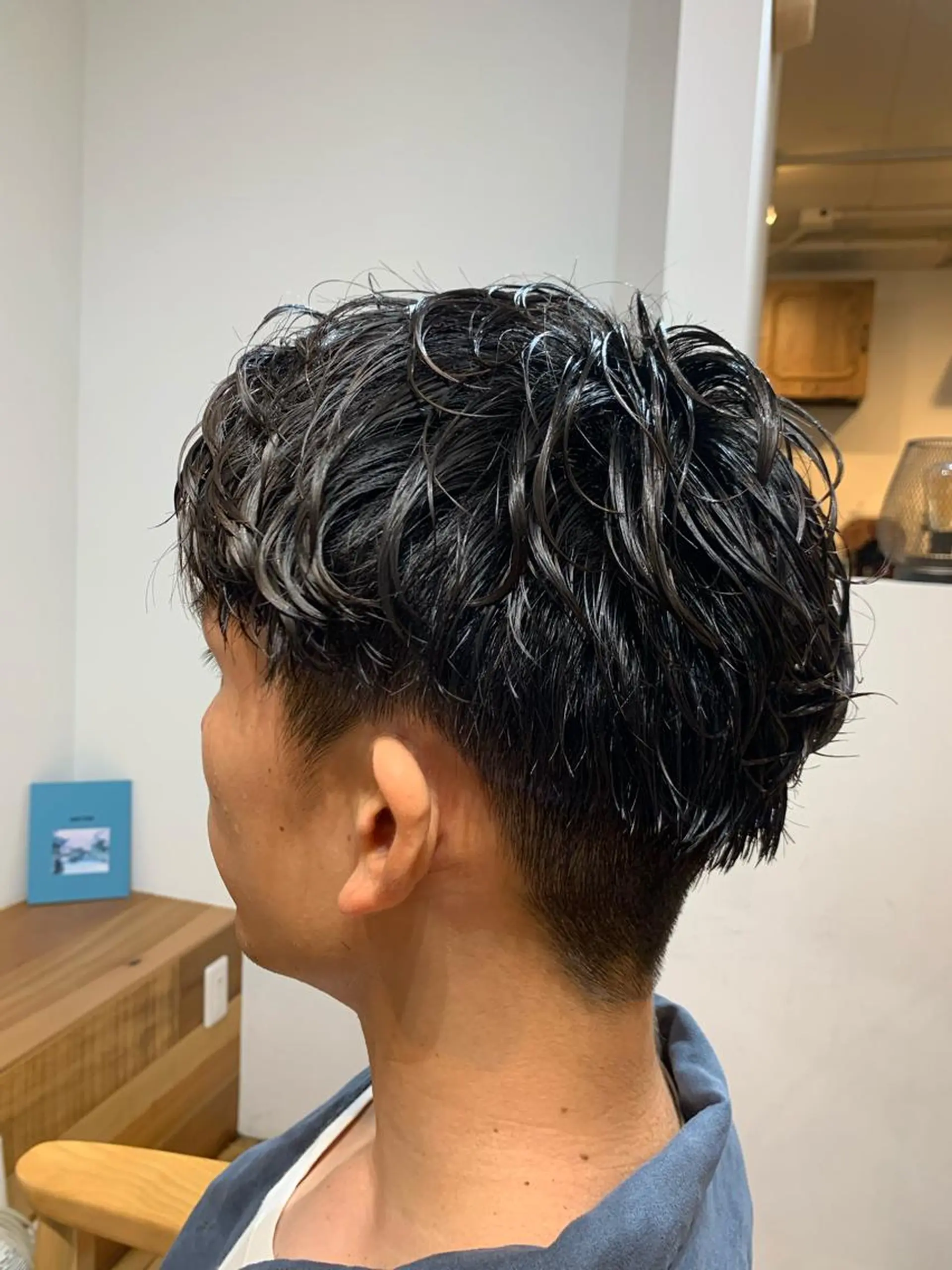 ショート パーマ メンズ メンズパーマ スパイラルパーマ メンズStylist 山根慧のヘアスタイル