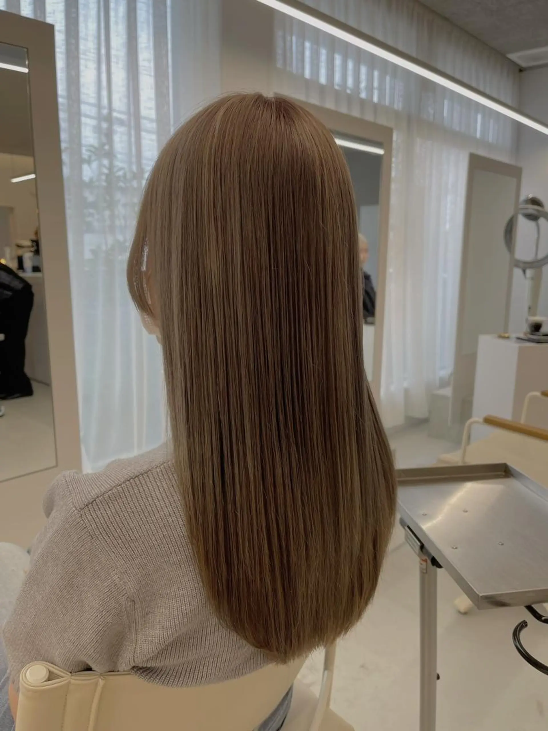 ロング カラー 艶髪/ハイトーン/ 透明感/maayaのヘアスタイル