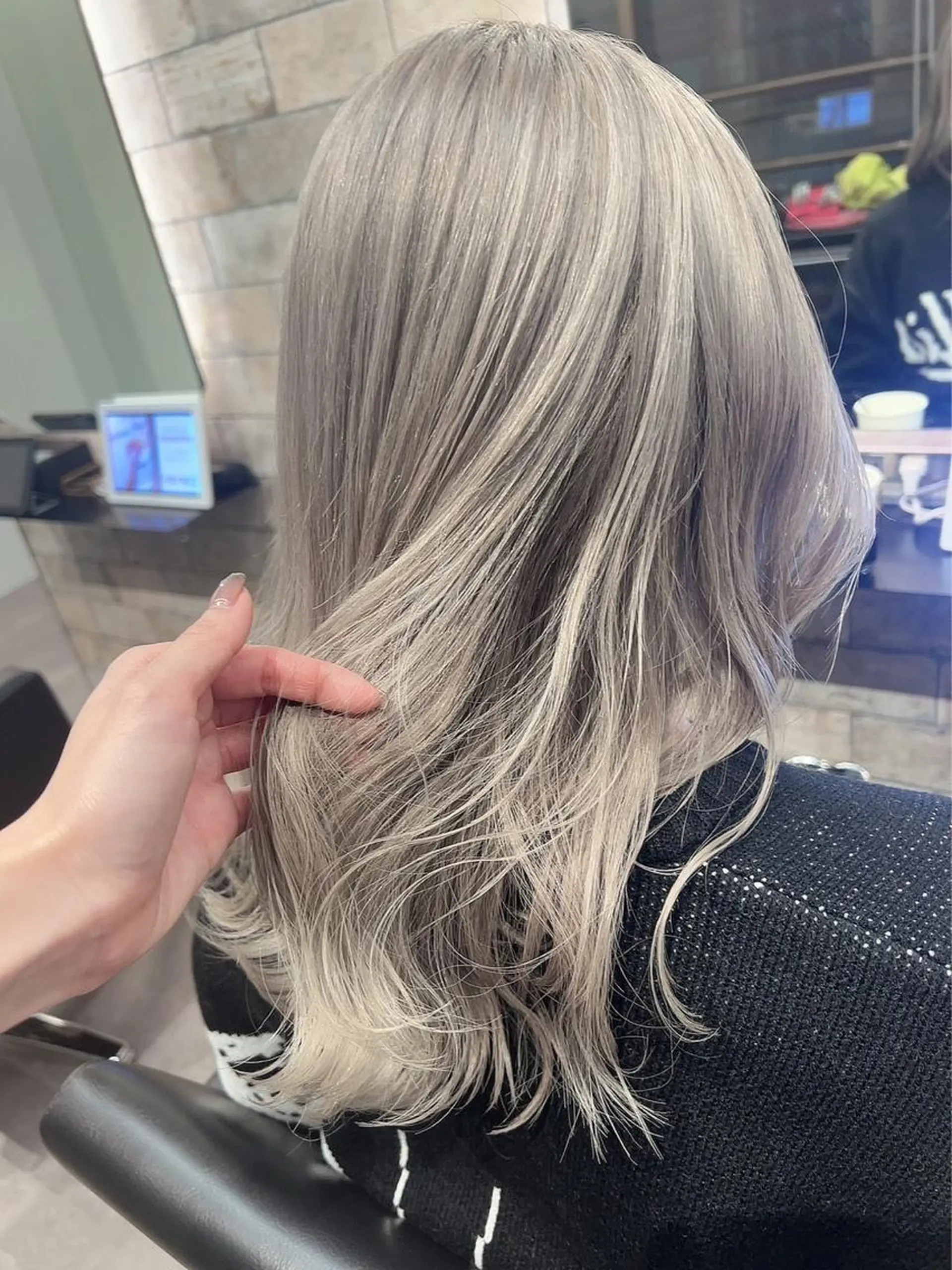 ロング 🎀艶ブリーチカラー 🎀Fan.🎀秋山のヘアスタイル