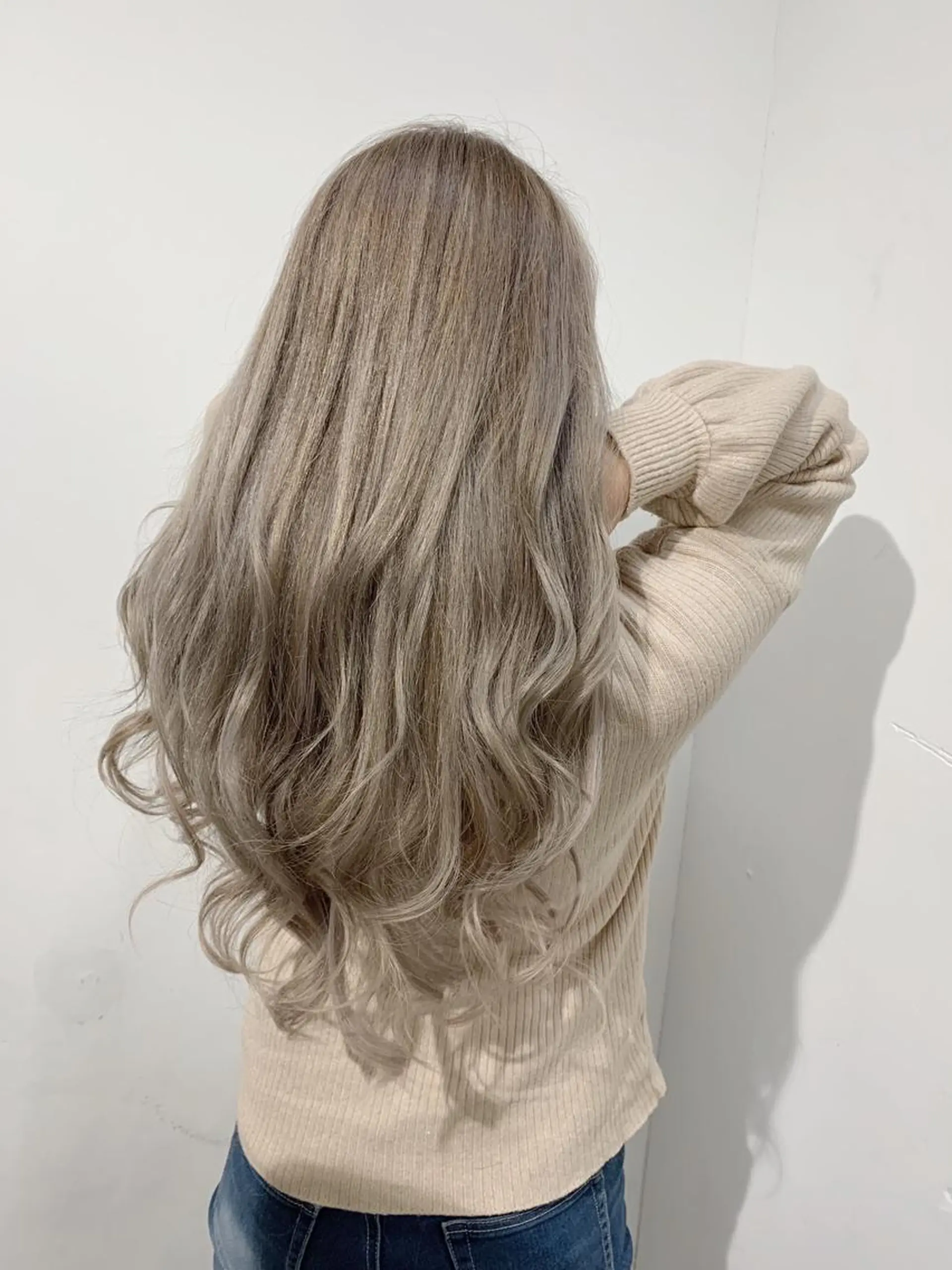 ロング カラー パーマ ヘアアレンジ ネイル マツエク・マツパ ベージュカラー 【Diar】オーナー アキヨシケンタのヘアスタイル