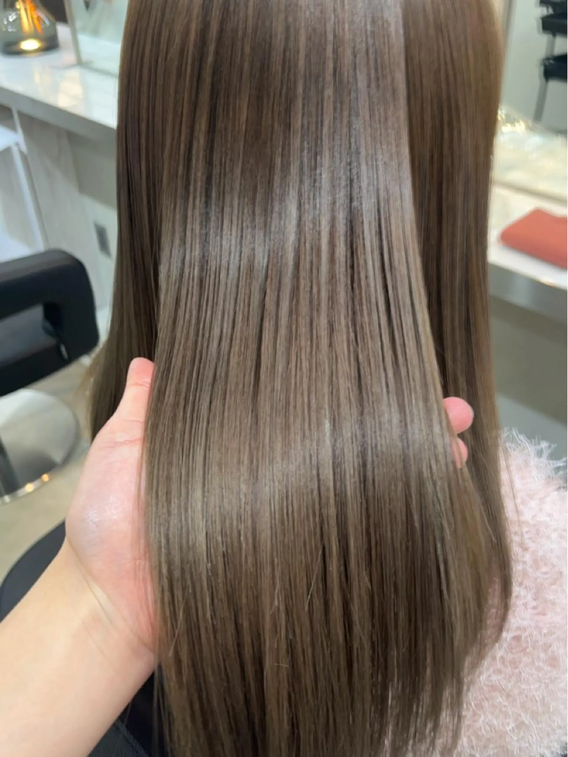 ロング カラー Viot 銀座 樋口 桃佳のヘアスタイル