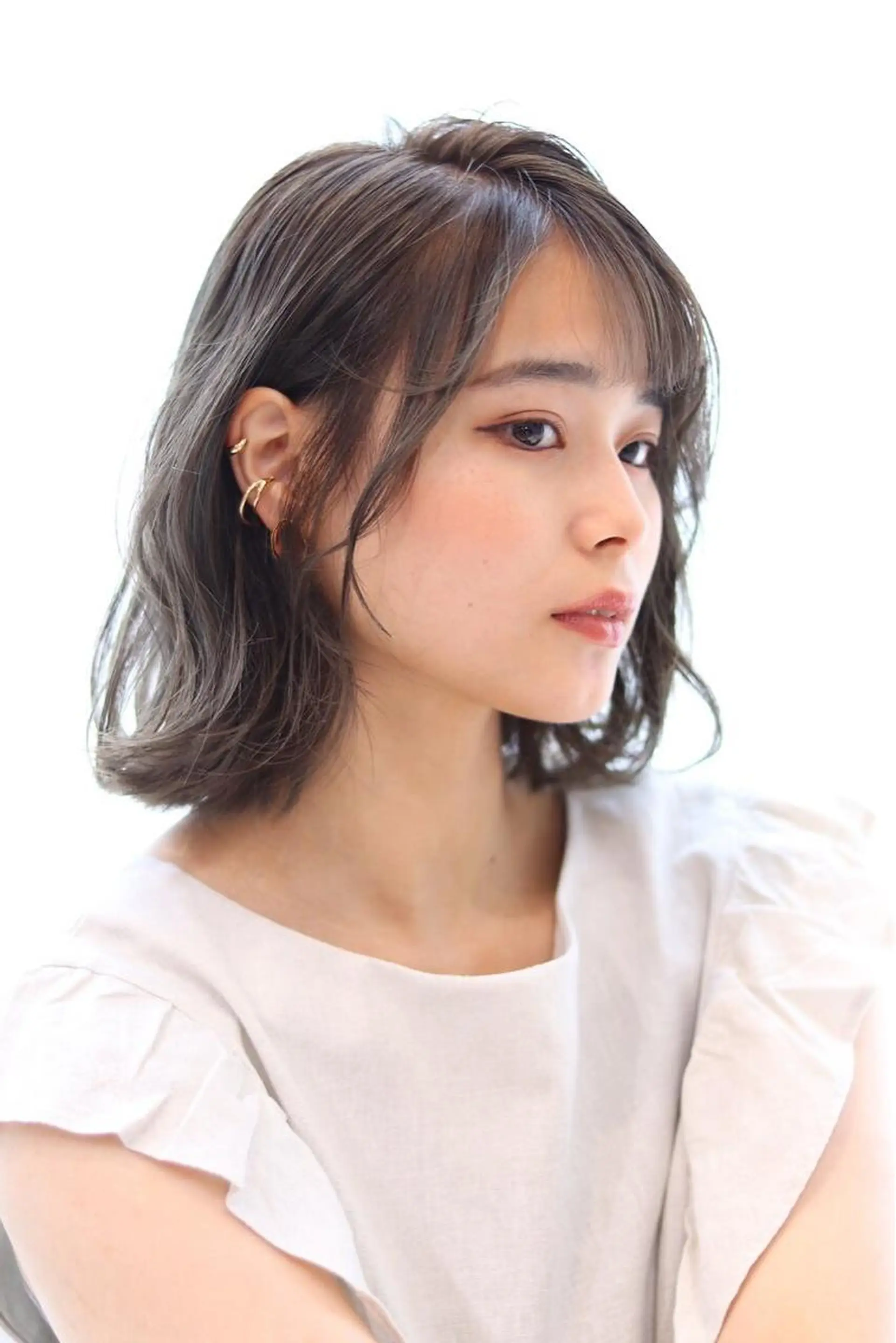 ミディアム 及川まき 　オリーブ グレージュカラー♪のヘアスタイル