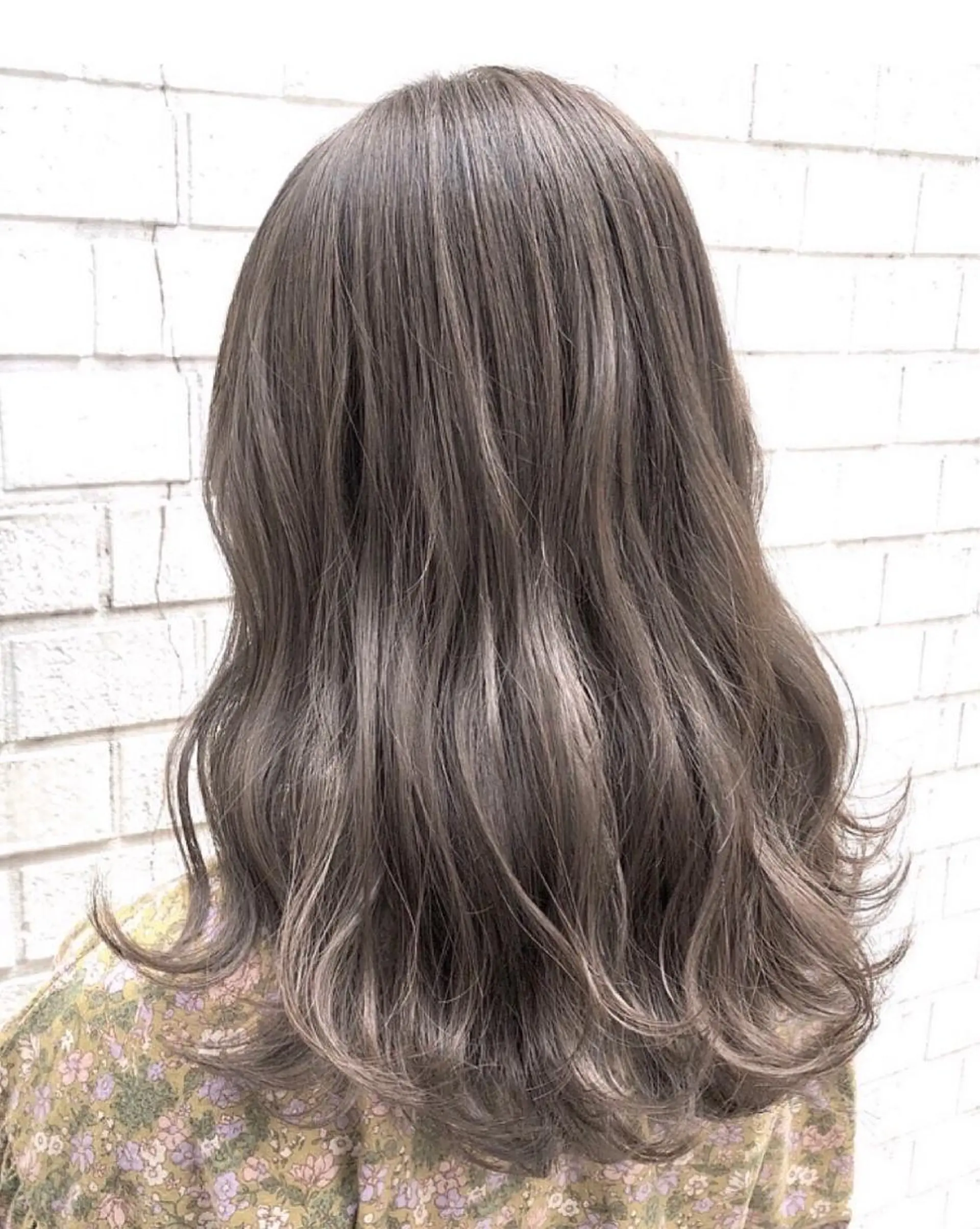 ロング カラー パーマ ヘアアレンジ ブリーチ ショコラグレージュ ダブルカラー グレージュ ♡透け感カラー 大賀哲平♡のヘアスタイル