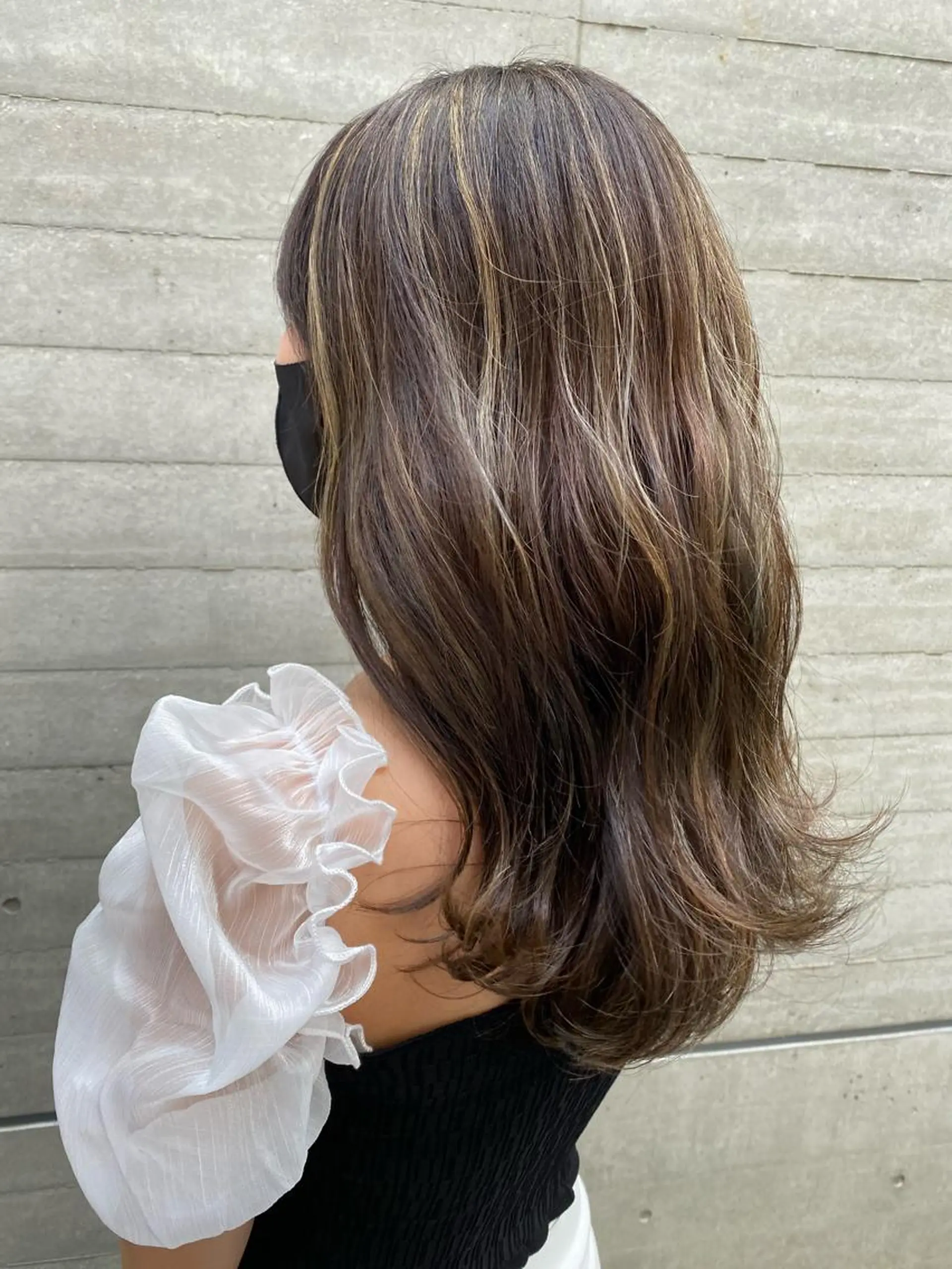 カラー ハイライトカラー また会いたくなる 美容師【KENTA】のヘアスタイル