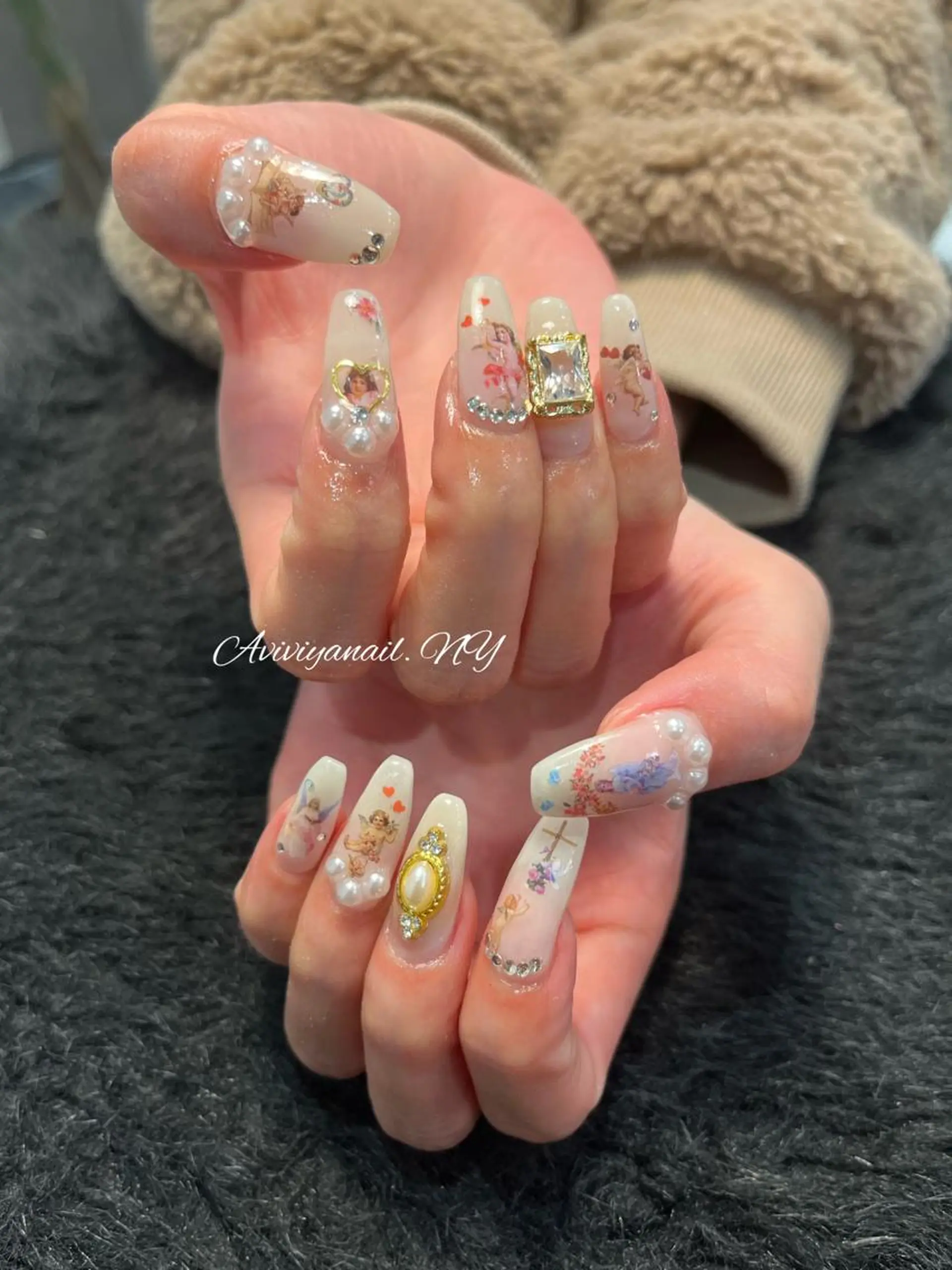 ネイル AviviyaNail所属・kubo ayaのネイルデザイン