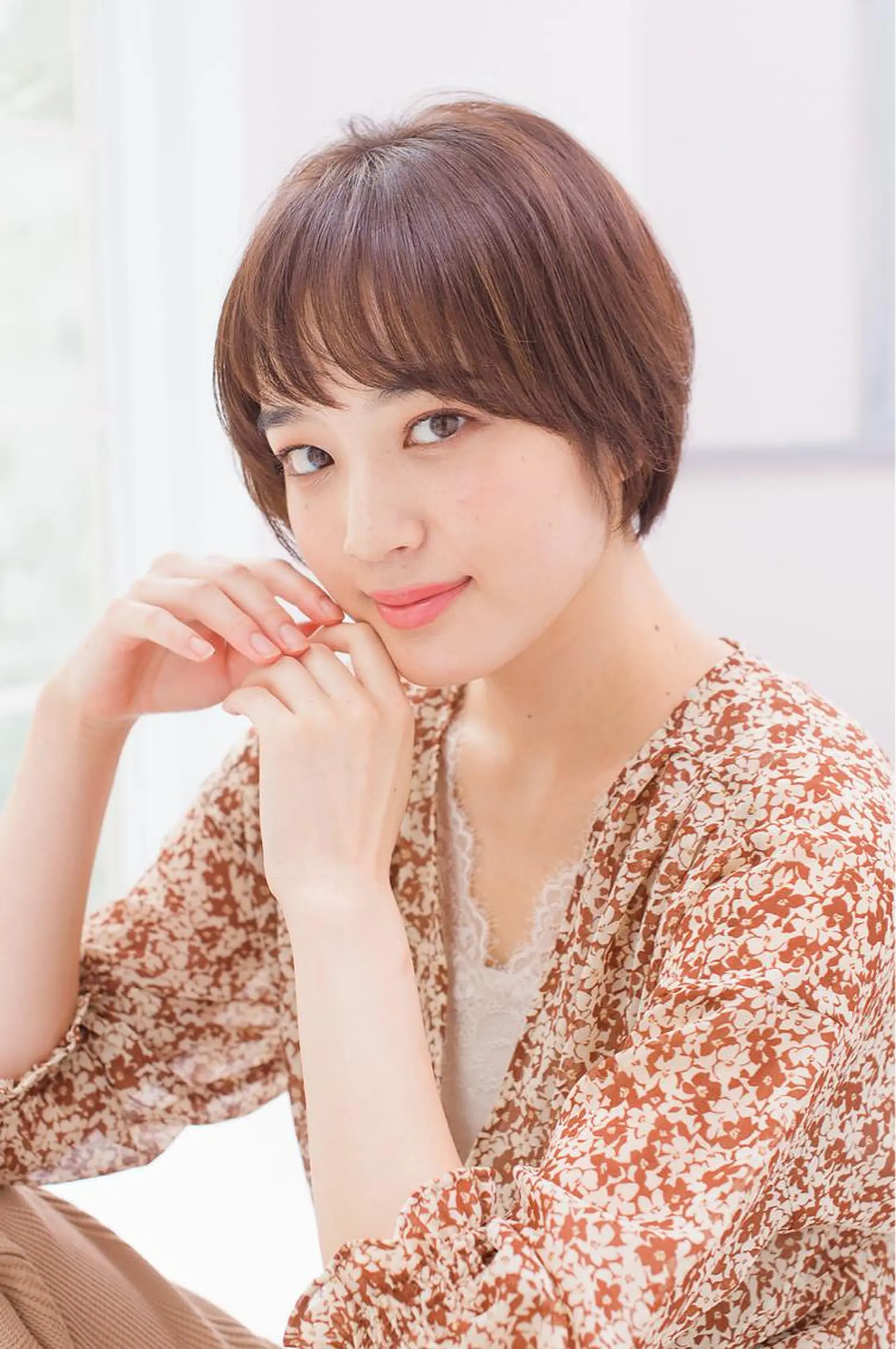 ショート カラー ヘアアレンジ ネイル カット ヘアカラー トリートメント "オトナ髪”/ LAKA TOCCAのヘアスタイル