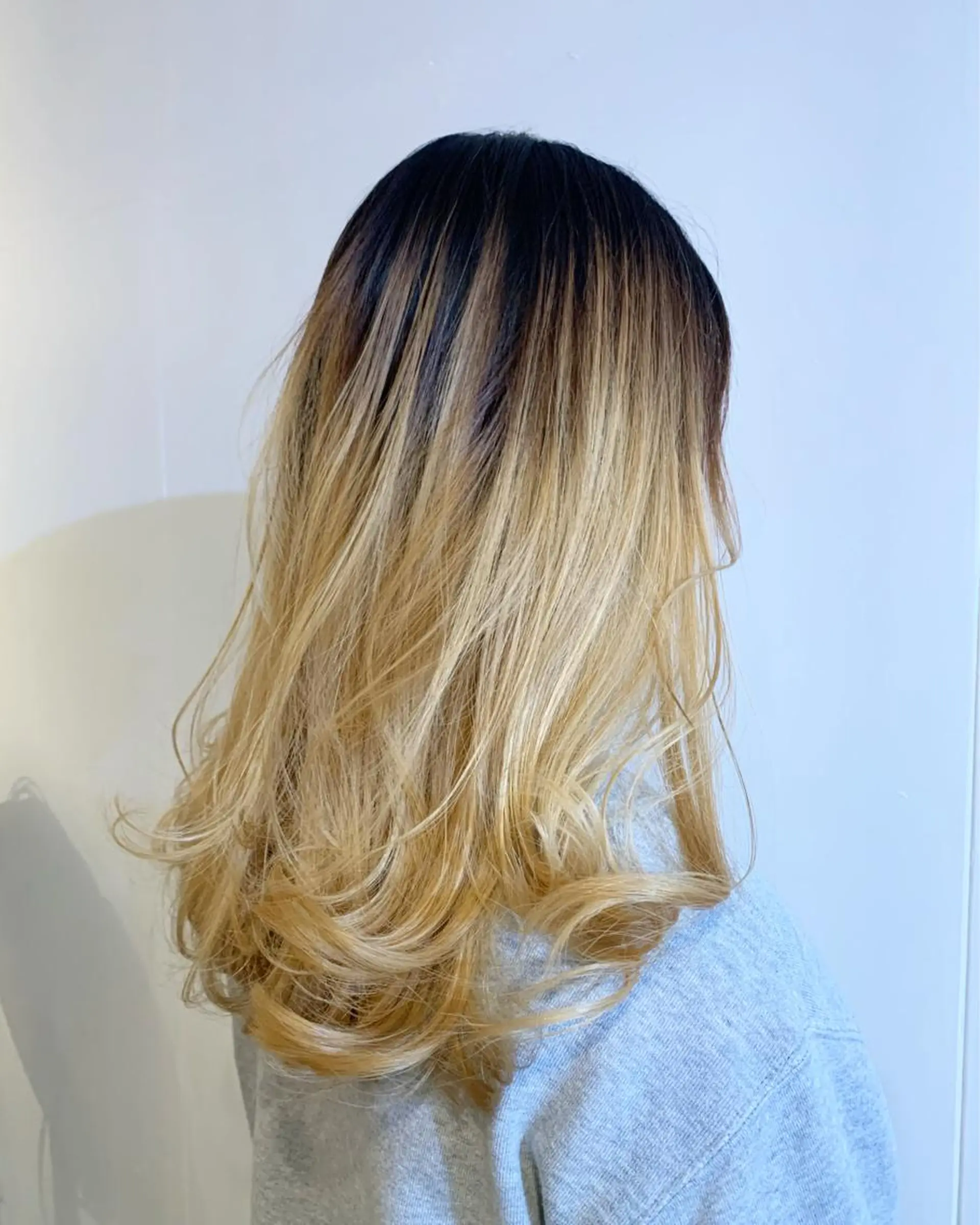 ロング カラー ヘアアレンジ レイヤーカット カット 佐藤 実咲のヘアスタイル